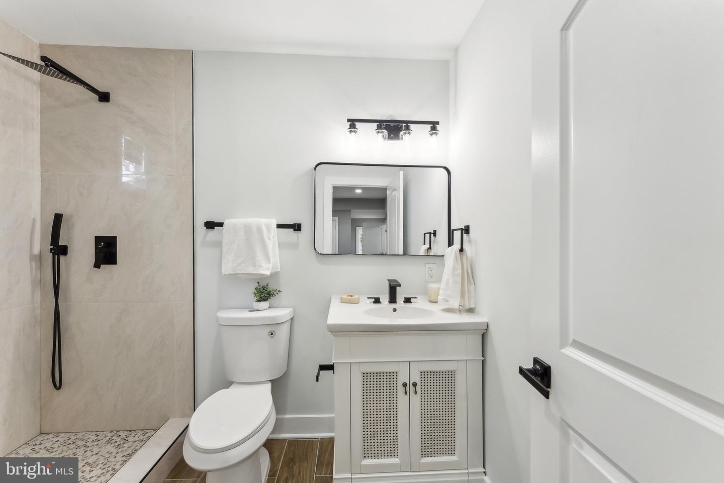 3104 DOUGLAS ST NE, WASHINGTON, District Of Columbia 20018, 7 Bedrooms Bedrooms, 8 Rooms Rooms,4 BathroomsBathrooms,Residential,For sale,3104 DOUGLAS ST NE,DCDC2196878 MLS # DCDC2196878