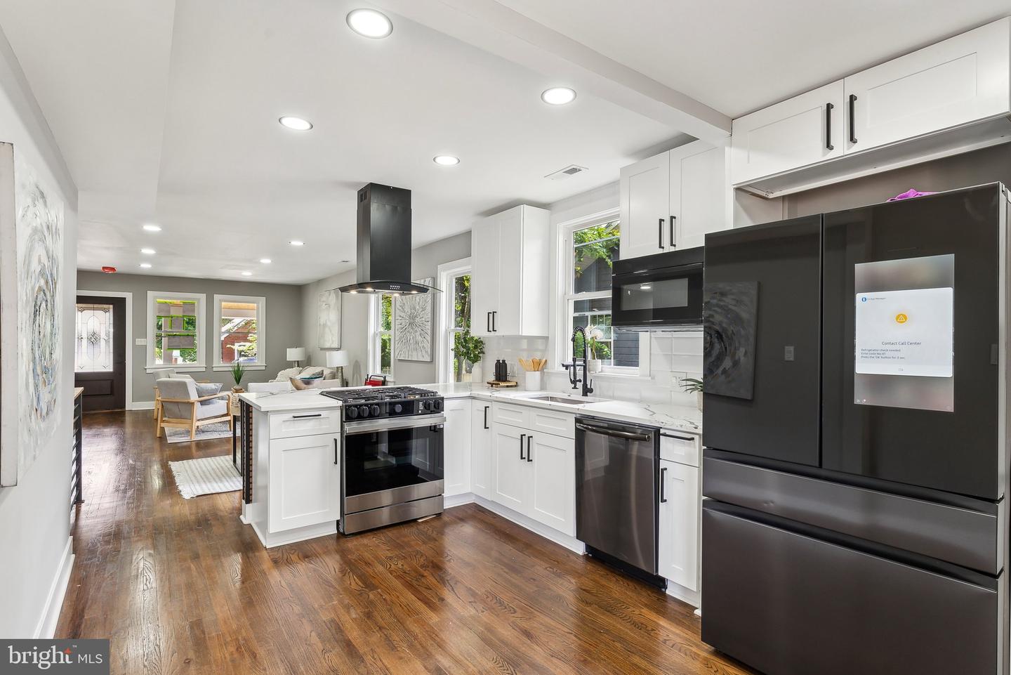 3104 DOUGLAS ST NE, WASHINGTON, District Of Columbia 20018, 7 Bedrooms Bedrooms, 8 Rooms Rooms,4 BathroomsBathrooms,Residential,For sale,3104 DOUGLAS ST NE,DCDC2196878 MLS # DCDC2196878