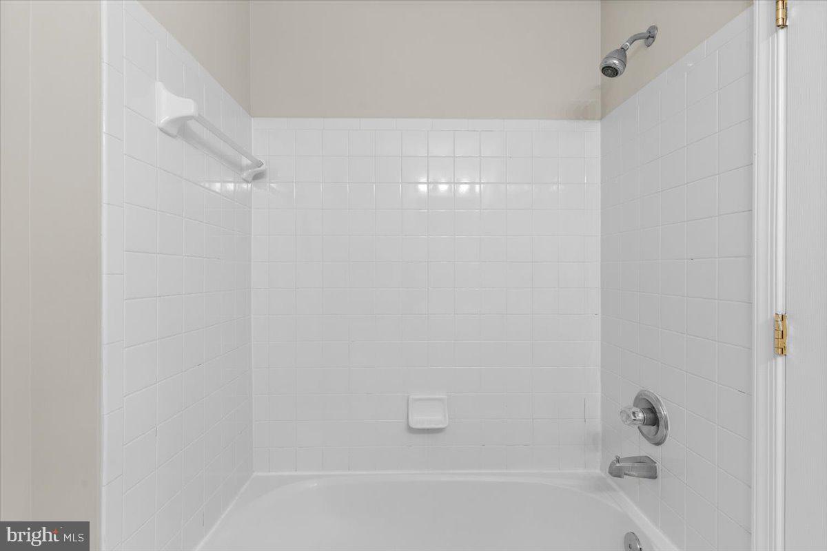 7701 HAYNES POINT WAY #1902, ALEXANDRIA, Virginia 22315, 2 Bedrooms Bedrooms, ,2 BathroomsBathrooms,Residential,For sale,7701 HAYNES POINT WAY #1902,VAFX2236594 MLS # VAFX2236594