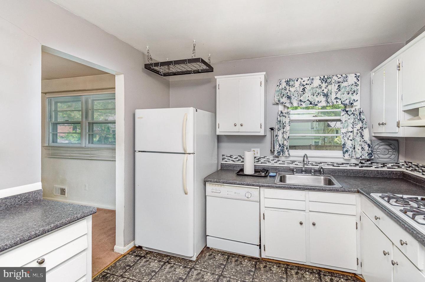 8809 VERNON VIEW DR, ALEXANDRIA, Virginia 22308, 4 Bedrooms Bedrooms, ,2 BathroomsBathrooms,Residential,For sale,8809 VERNON VIEW DR,VAFX2237696 MLS # VAFX2237696