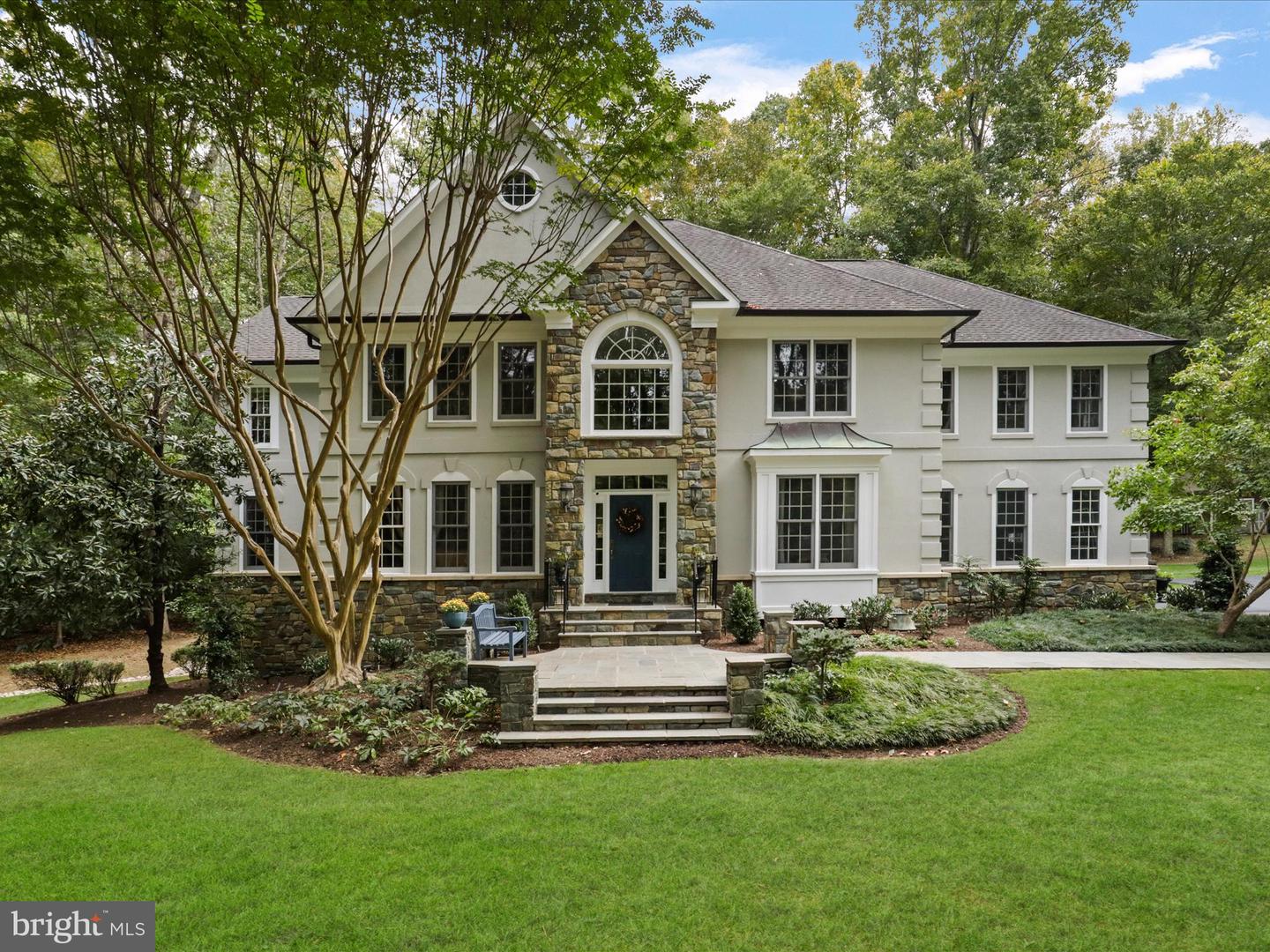 7211 TWELVE OAKS DR, FAIRFAX STATION, Virginia 22039, 4 Bedrooms Bedrooms, ,4 BathroomsBathrooms,Residential,For sale,7211 TWELVE OAKS DR,VAFX2200942 MLS # VAFX2200942