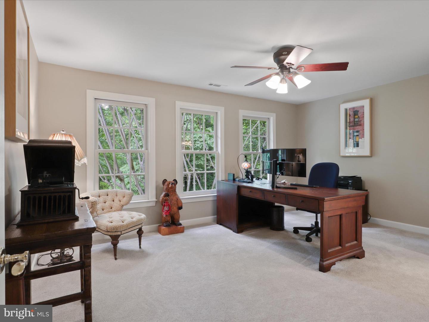 7211 TWELVE OAKS DR, FAIRFAX STATION, Virginia 22039, 4 Bedrooms Bedrooms, ,4 BathroomsBathrooms,Residential,For sale,7211 TWELVE OAKS DR,VAFX2200942 MLS # VAFX2200942