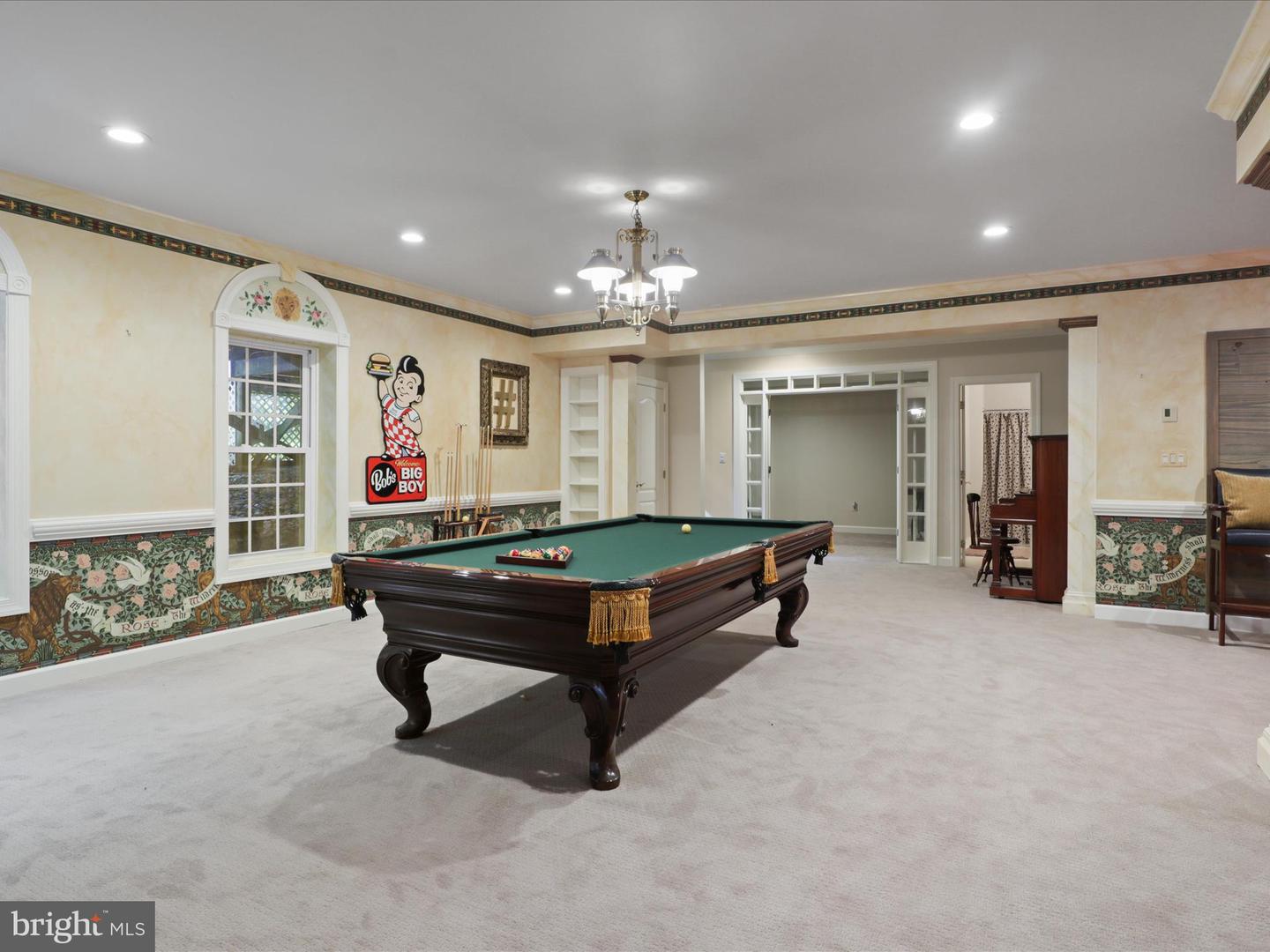 7211 TWELVE OAKS DR, FAIRFAX STATION, Virginia 22039, 4 Bedrooms Bedrooms, ,4 BathroomsBathrooms,Residential,For sale,7211 TWELVE OAKS DR,VAFX2200942 MLS # VAFX2200942