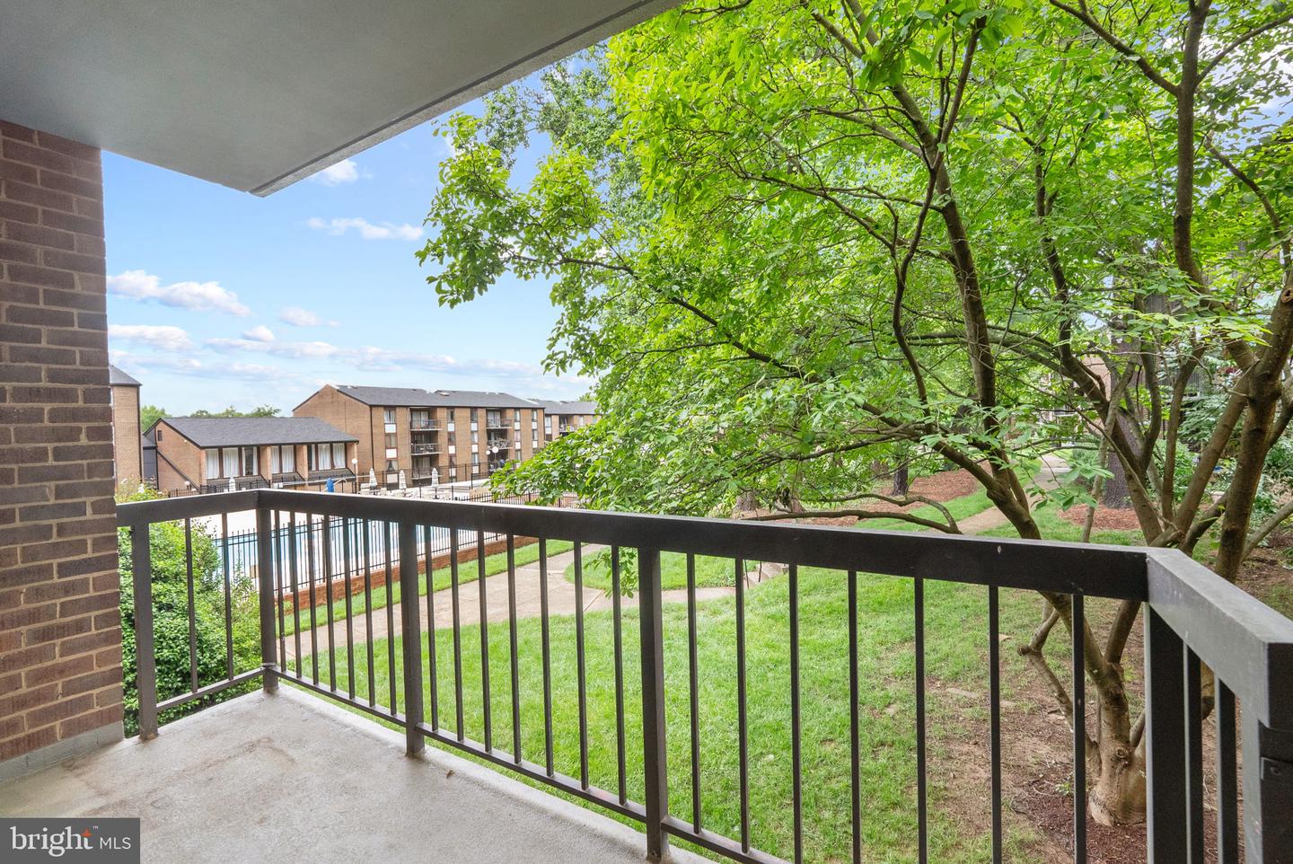 9713 KINGS CROWN CT #101, FAIRFAX, Virginia 22031, 2 Bedrooms Bedrooms, ,2 BathroomsBathrooms,Residential,For sale,9713 KINGS CROWN CT #101,VAFX2220202 MLS # VAFX2220202