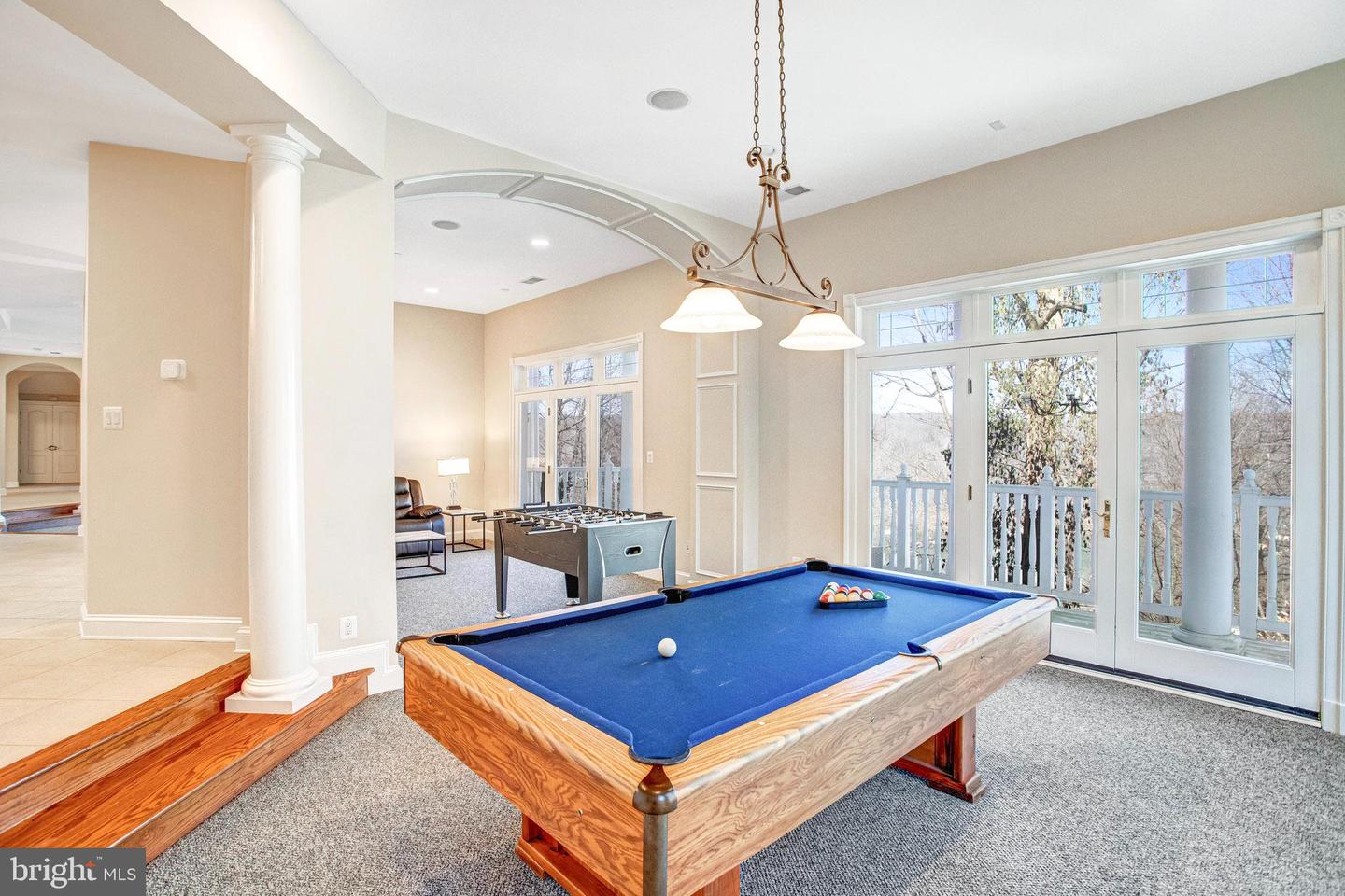 7024 GREEN OAK DR, MCLEAN, Virginia 22101, 7 Bedrooms Bedrooms, ,6 BathroomsBathrooms,Residential,For sale,7024 GREEN OAK DR,VAFX2221308 MLS # VAFX2221308