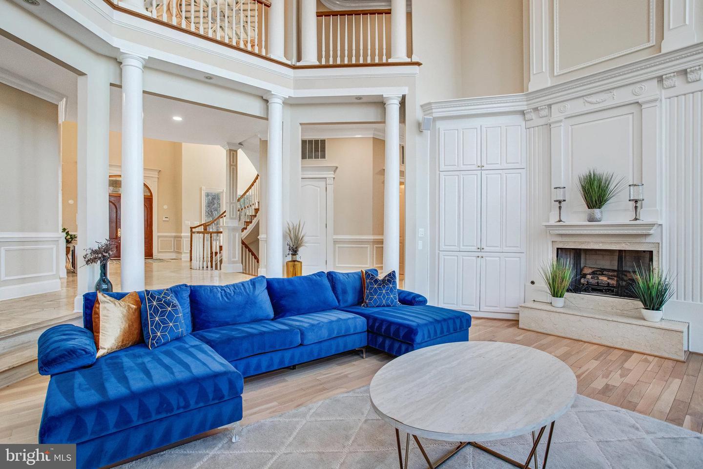 7024 GREEN OAK DR, MCLEAN, Virginia 22101, 7 Bedrooms Bedrooms, ,6 BathroomsBathrooms,Residential,For sale,7024 GREEN OAK DR,VAFX2221308 MLS # VAFX2221308