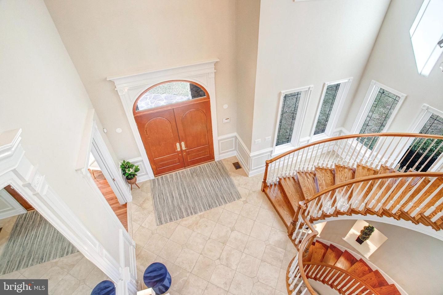 7024 GREEN OAK DR, MCLEAN, Virginia 22101, 7 Bedrooms Bedrooms, ,6 BathroomsBathrooms,Residential,For sale,7024 GREEN OAK DR,VAFX2221308 MLS # VAFX2221308