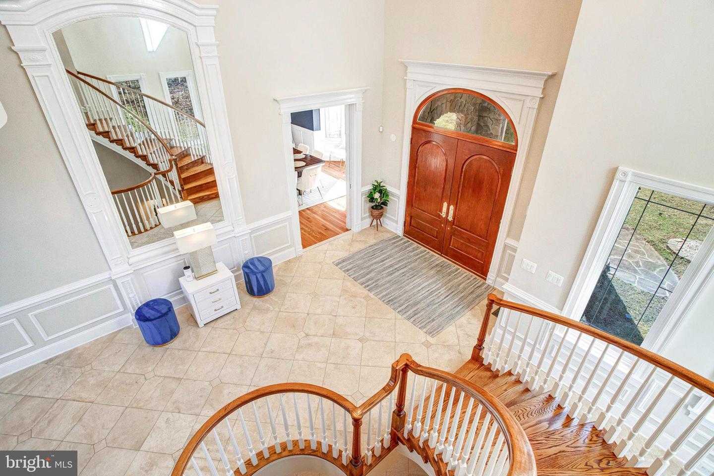 7024 GREEN OAK DR, MCLEAN, Virginia 22101, 7 Bedrooms Bedrooms, ,6 BathroomsBathrooms,Residential,For sale,7024 GREEN OAK DR,VAFX2221308 MLS # VAFX2221308