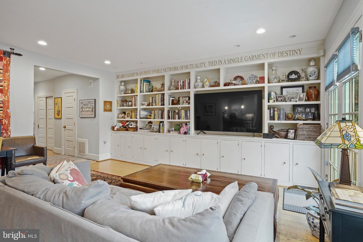 4414 LOWELL ST NW, WASHINGTON, District Of Columbia 20016, 5 Bedrooms Bedrooms, ,4 BathroomsBathrooms,Residential,For sale,4414 LOWELL ST NW,DCDC2185006 MLS # DCDC2185006