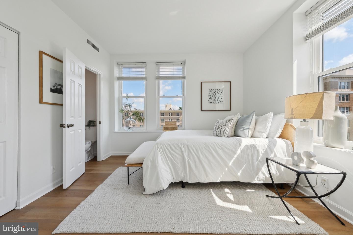 1830 17TH ST NW #506, WASHINGTON, District Of Columbia 20009, 2 Bedrooms Bedrooms, ,1 BathroomBathrooms,Residential,For sale,1830 17TH ST NW #506,DCDC2188704 MLS # DCDC2188704