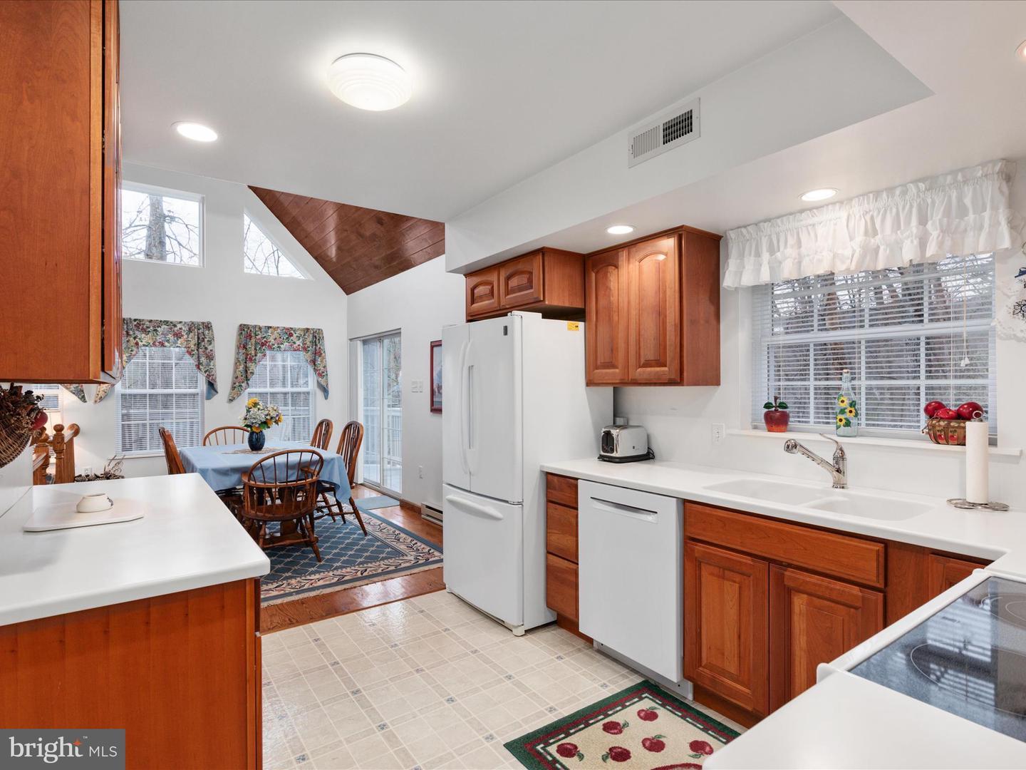 130 RAINIER RD, MCGAHEYSVILLE, Virginia 22840, 4 Bedrooms Bedrooms, 5 Rooms Rooms,3 BathroomsBathrooms,Residential,For sale,130 RAINIER RD,VARO2002094 MLS # VARO2002094