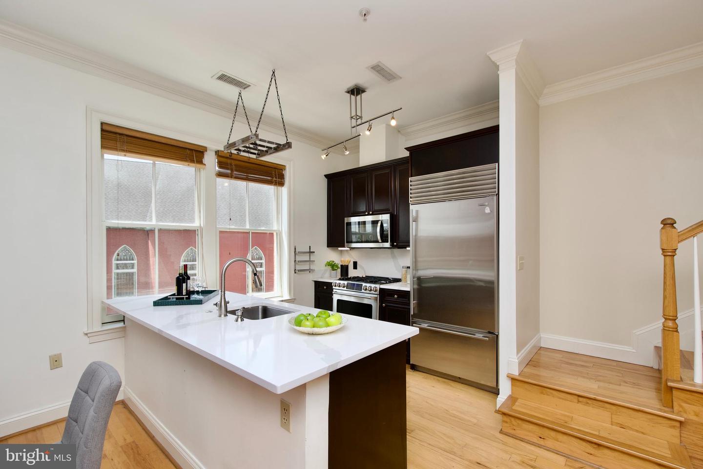 1210 R ST NW #313, WASHINGTON, District Of Columbia 20009, 2 Bedrooms Bedrooms, ,2 BathroomsBathrooms,Residential,For sale,1210 R ST NW #313,DCDC2190460 MLS # DCDC2190460