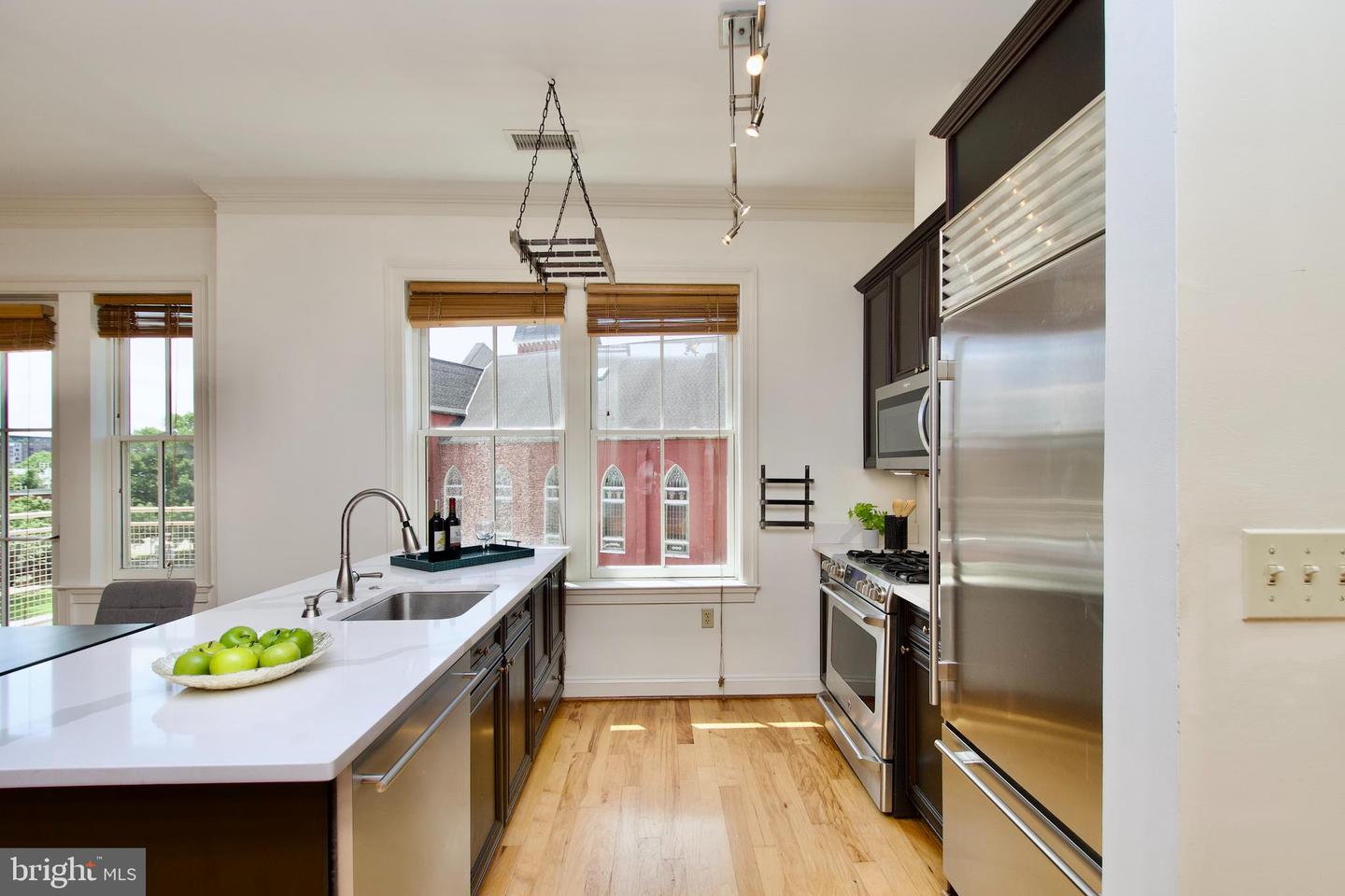 1210 R ST NW #313, WASHINGTON, District Of Columbia 20009, 2 Bedrooms Bedrooms, ,2 BathroomsBathrooms,Residential,For sale,1210 R ST NW #313,DCDC2190460 MLS # DCDC2190460
