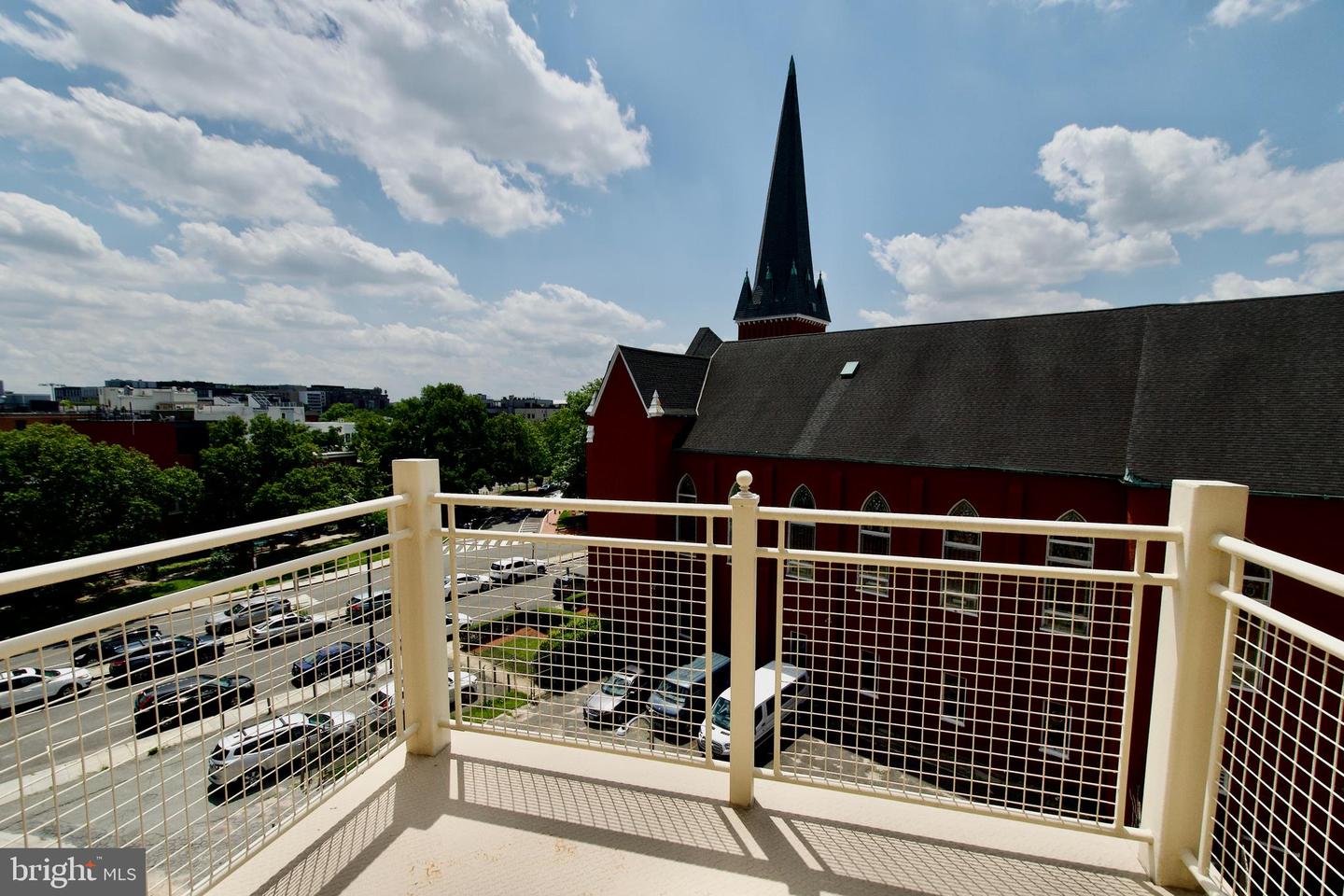 1210 R ST NW #313, WASHINGTON, District Of Columbia 20009, 2 Bedrooms Bedrooms, ,2 BathroomsBathrooms,Residential,For sale,1210 R ST NW #313,DCDC2190460 MLS # DCDC2190460