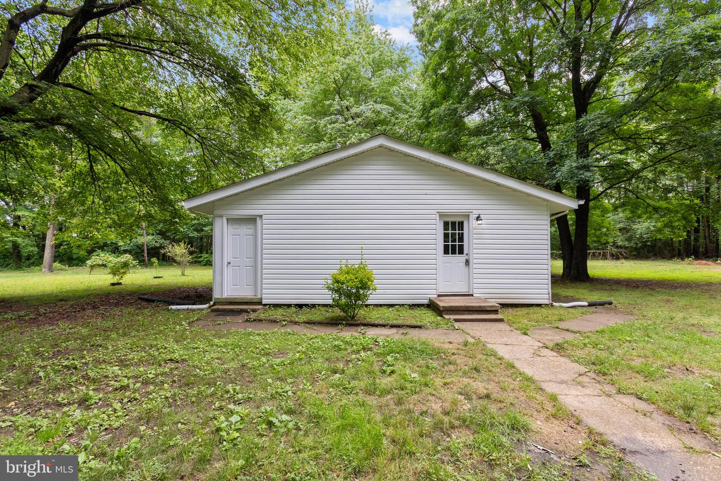 1003 CEDAR HILL RD, COLONIAL BEACH, Virginia 22443, 3 Bedrooms Bedrooms, ,2 BathroomsBathrooms,Residential,For sale,1003 CEDAR HILL RD,VAWE2008576 MLS # VAWE2008576