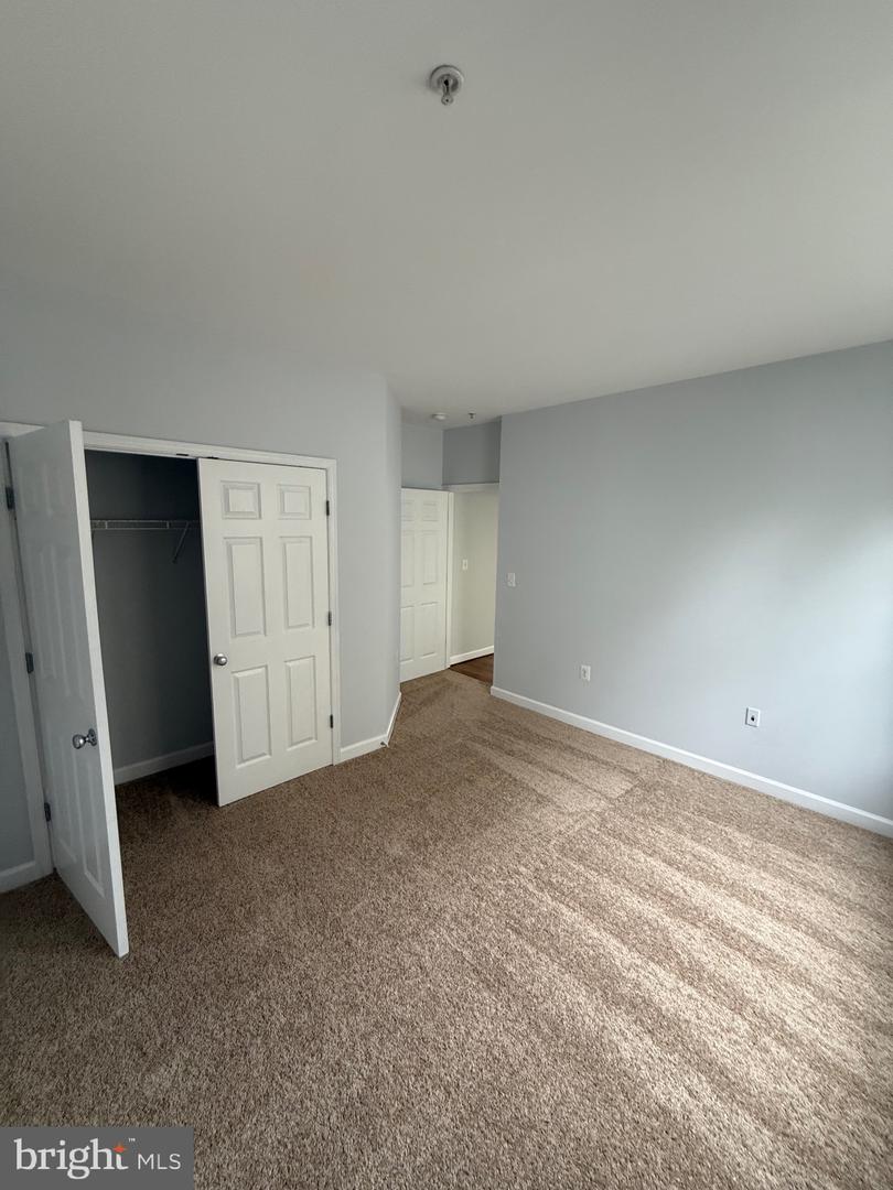 42480 ROCKROSE SQ #202, BRAMBLETON, Virginia 20148, 3 Bedrooms Bedrooms, ,2 BathroomsBathrooms,Residential,For sale,42480 ROCKROSE SQ #202,VALO2093004 MLS # VALO2093004