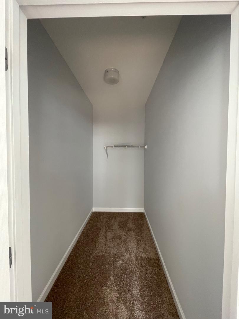 42480 ROCKROSE SQ #202, BRAMBLETON, Virginia 20148, 3 Bedrooms Bedrooms, ,2 BathroomsBathrooms,Residential,For sale,42480 ROCKROSE SQ #202,VALO2093004 MLS # VALO2093004