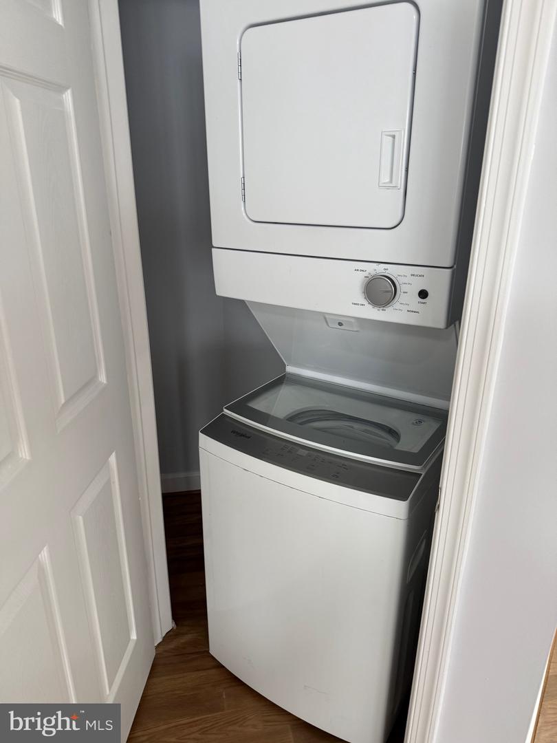 42480 ROCKROSE SQ #202, BRAMBLETON, Virginia 20148, 3 Bedrooms Bedrooms, ,2 BathroomsBathrooms,Residential,For sale,42480 ROCKROSE SQ #202,VALO2093004 MLS # VALO2093004