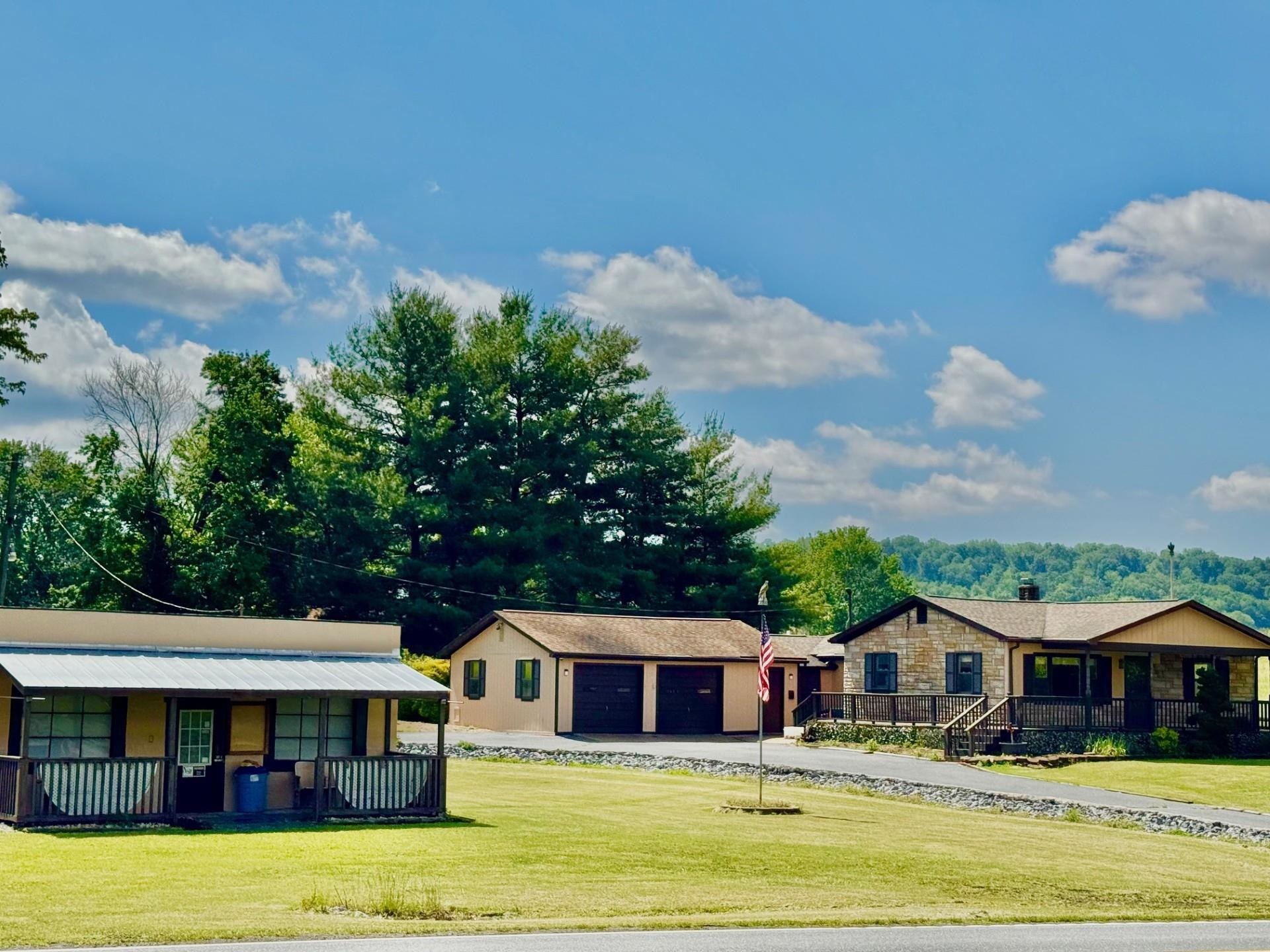 34 FELLOWSHIP RD, ROCKINGHAM, Virginia 22801, 3 Bedrooms Bedrooms, ,2 BathroomsBathrooms,Residential,34 FELLOWSHIP RD,665242 MLS # 665242