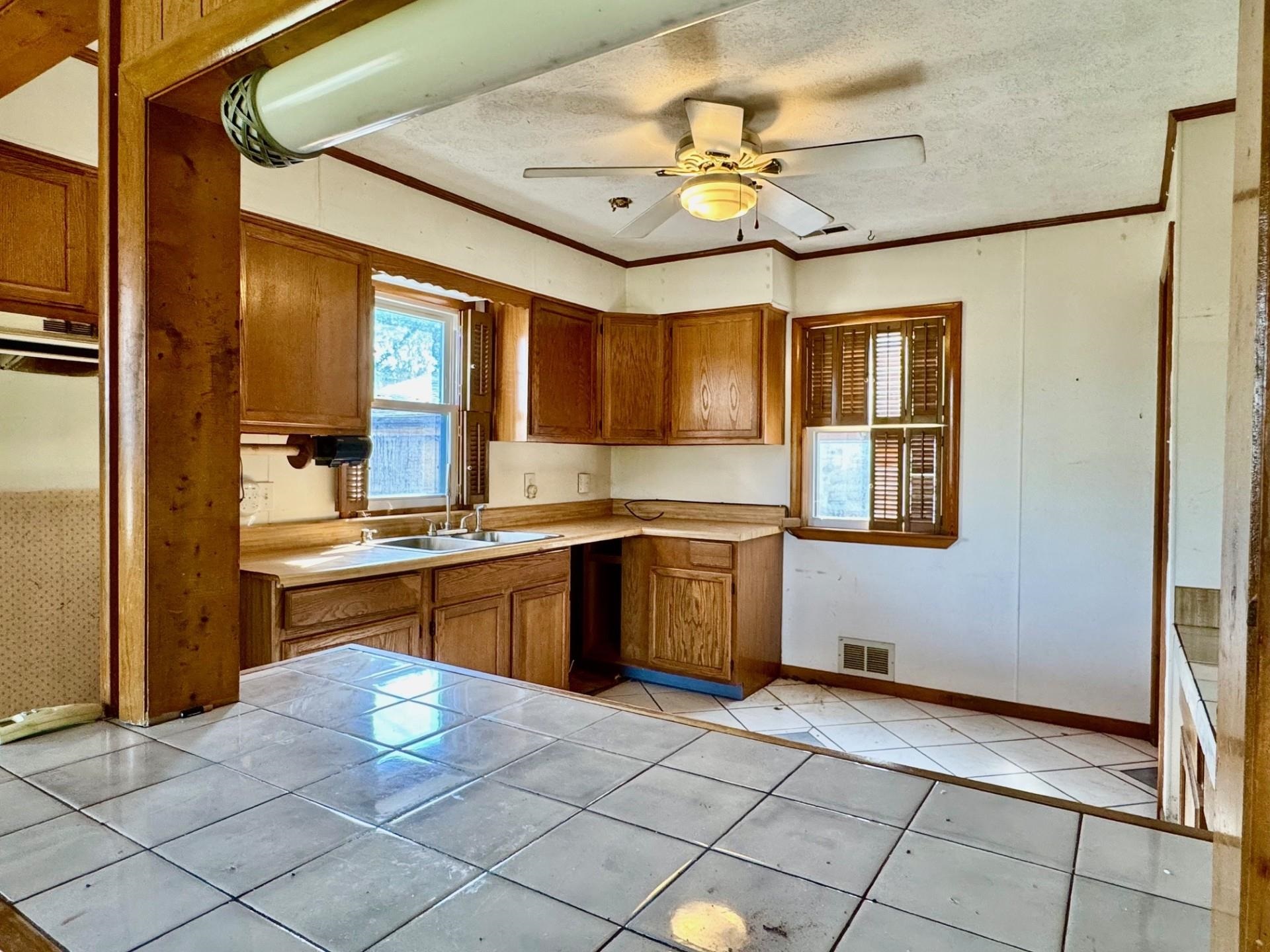 34 FELLOWSHIP RD, ROCKINGHAM, Virginia 22801, 3 Bedrooms Bedrooms, ,2 BathroomsBathrooms,Residential,34 FELLOWSHIP RD,665242 MLS # 665242