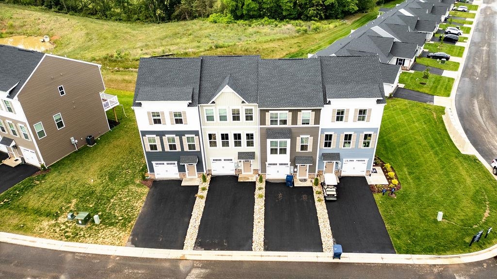4516 FOUNTAINBRIDGE CT, ROCKINGHAM, Virginia 22801, 3 Bedrooms Bedrooms, ,2 BathroomsBathrooms,Residential,4516 FOUNTAINBRIDGE CT,665243 MLS # 665243