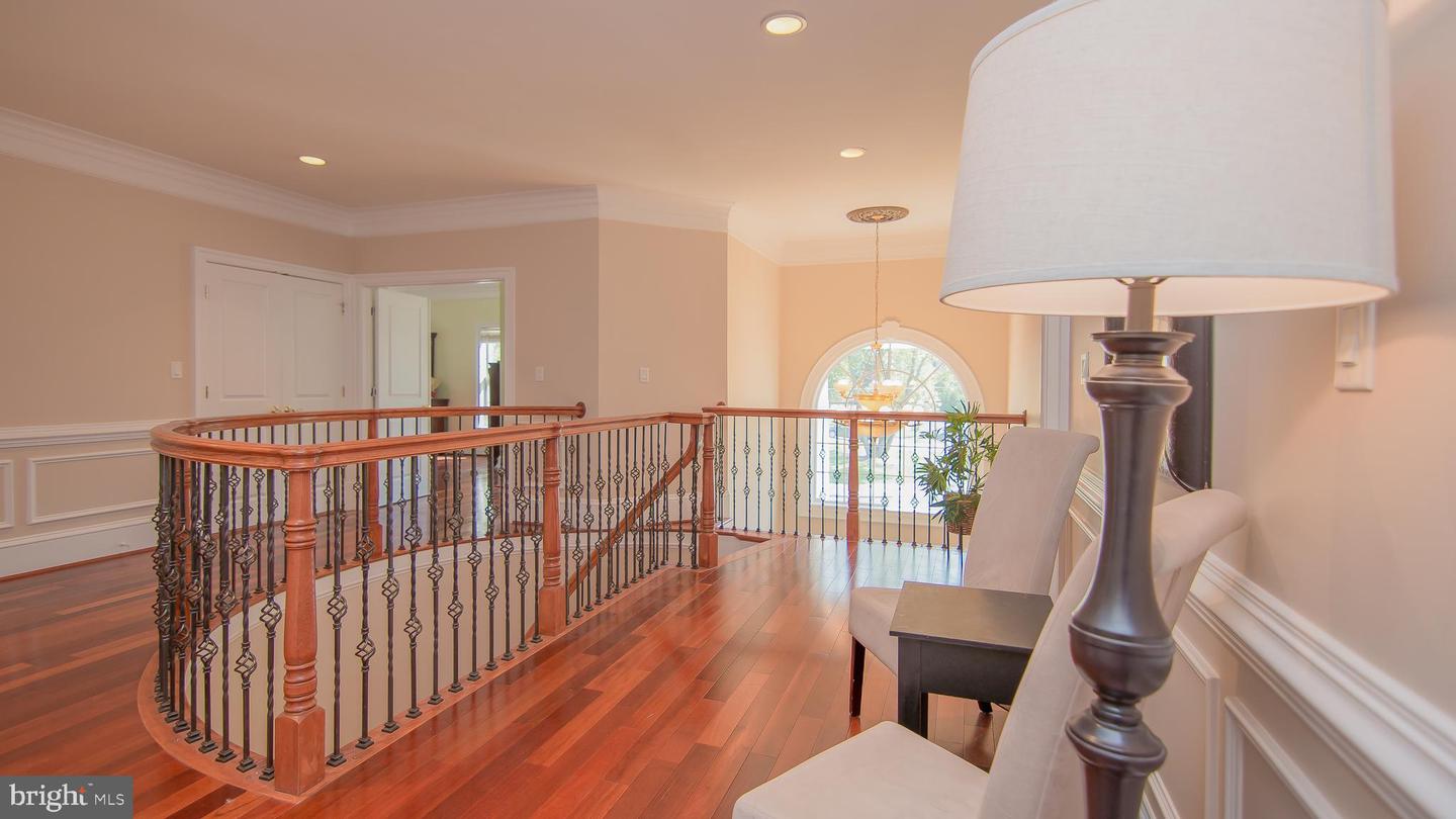 1906 DALMATION DR, MCLEAN, Virginia 22101, 6 Bedrooms Bedrooms, ,5 BathroomsBathrooms,Residential,For sale,1906 DALMATION DR,VAFX2234774 MLS # VAFX2234774