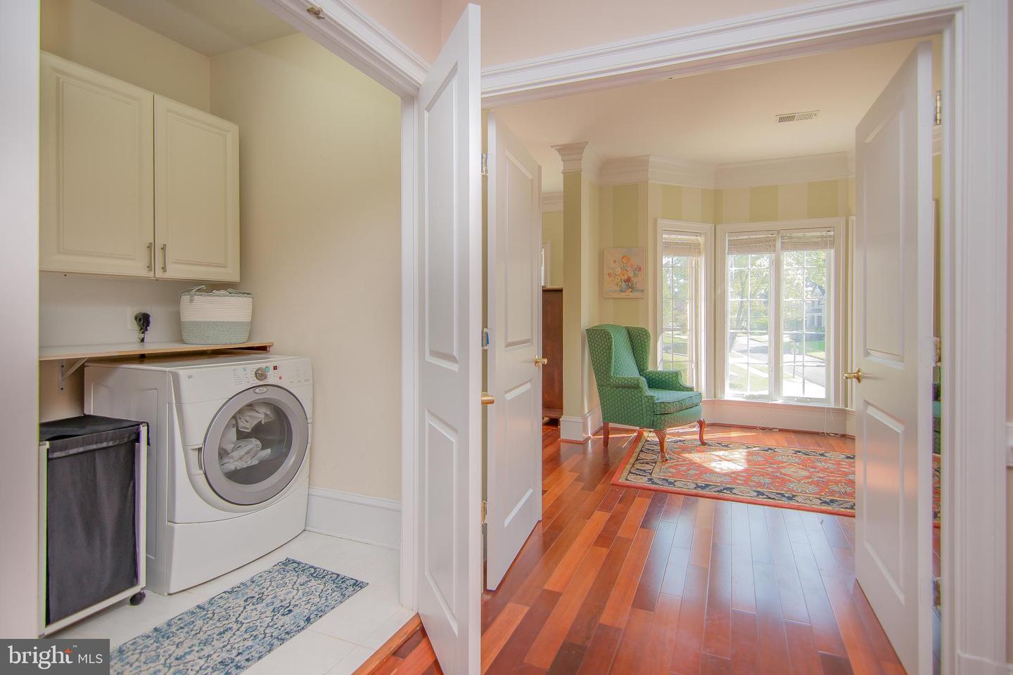 1906 DALMATION DR, MCLEAN, Virginia 22101, 6 Bedrooms Bedrooms, ,5 BathroomsBathrooms,Residential,For sale,1906 DALMATION DR,VAFX2234774 MLS # VAFX2234774