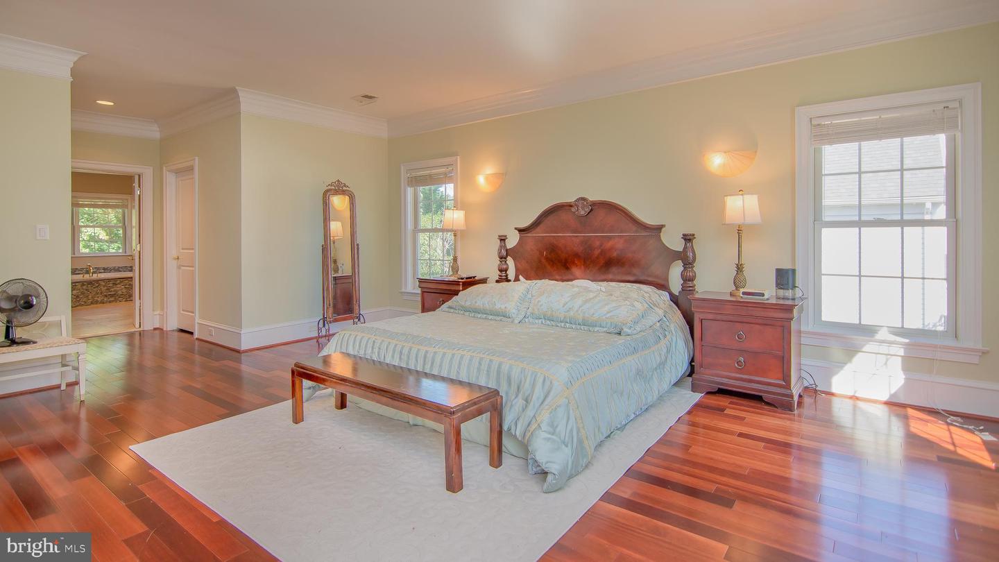 1906 DALMATION DR, MCLEAN, Virginia 22101, 6 Bedrooms Bedrooms, ,5 BathroomsBathrooms,Residential,For sale,1906 DALMATION DR,VAFX2234774 MLS # VAFX2234774