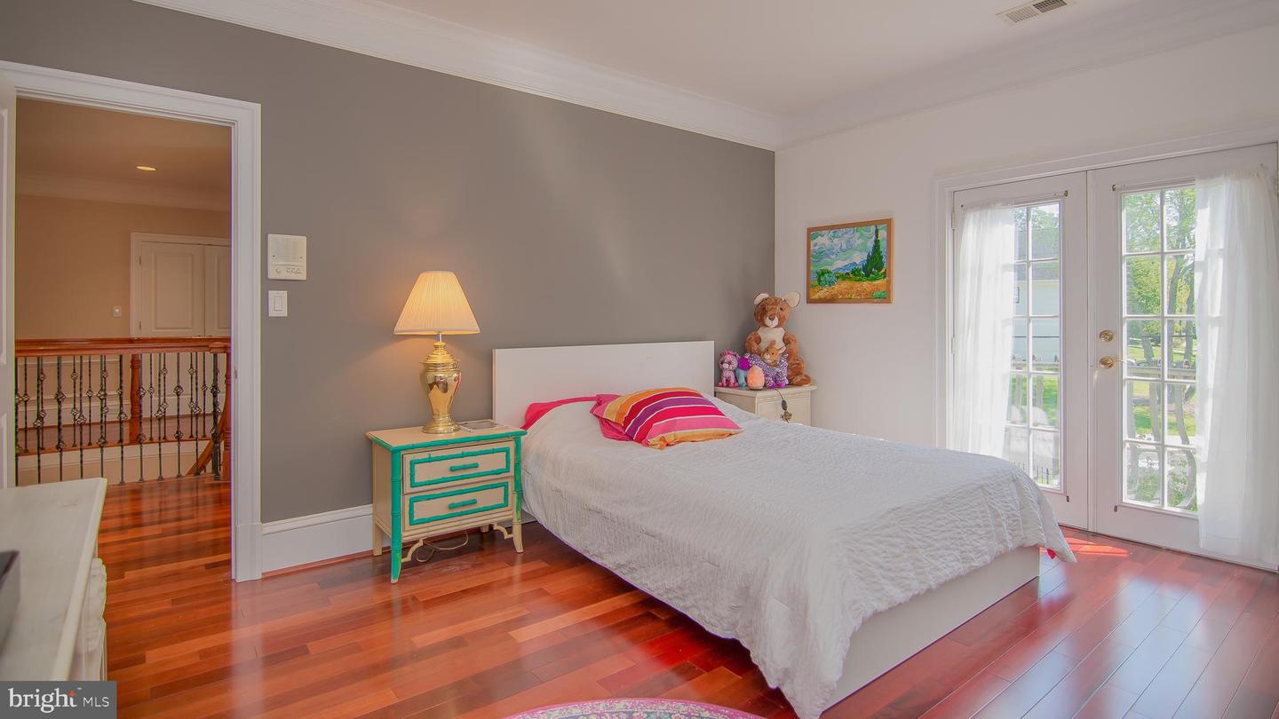 1906 DALMATION DR, MCLEAN, Virginia 22101, 6 Bedrooms Bedrooms, ,5 BathroomsBathrooms,Residential,For sale,1906 DALMATION DR,VAFX2234774 MLS # VAFX2234774