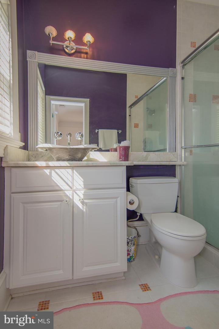 1906 DALMATION DR, MCLEAN, Virginia 22101, 6 Bedrooms Bedrooms, ,5 BathroomsBathrooms,Residential,For sale,1906 DALMATION DR,VAFX2234774 MLS # VAFX2234774