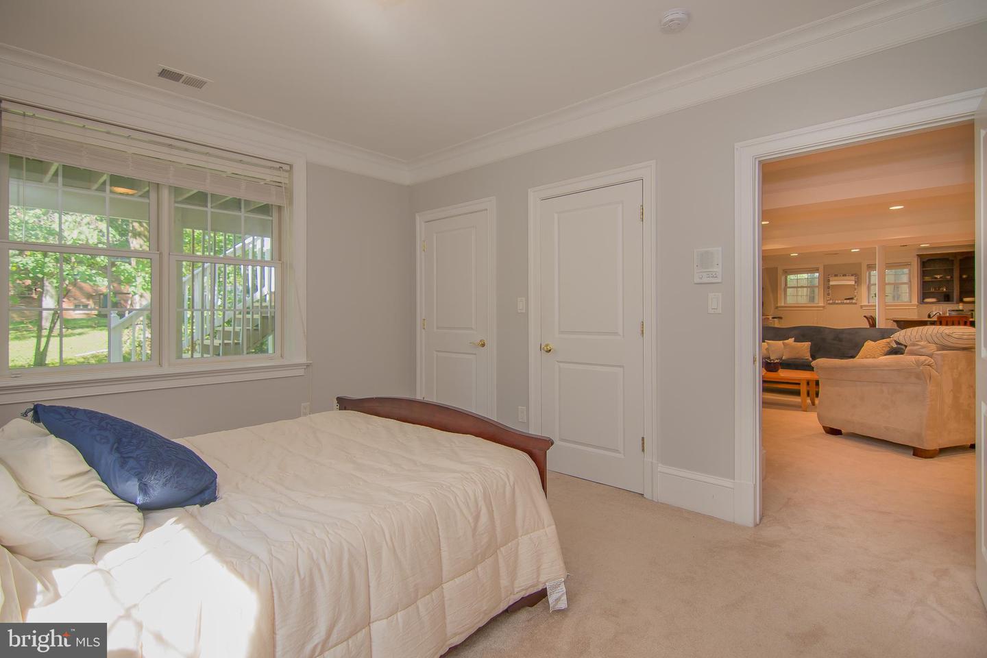 1906 DALMATION DR, MCLEAN, Virginia 22101, 6 Bedrooms Bedrooms, ,5 BathroomsBathrooms,Residential,For sale,1906 DALMATION DR,VAFX2234774 MLS # VAFX2234774