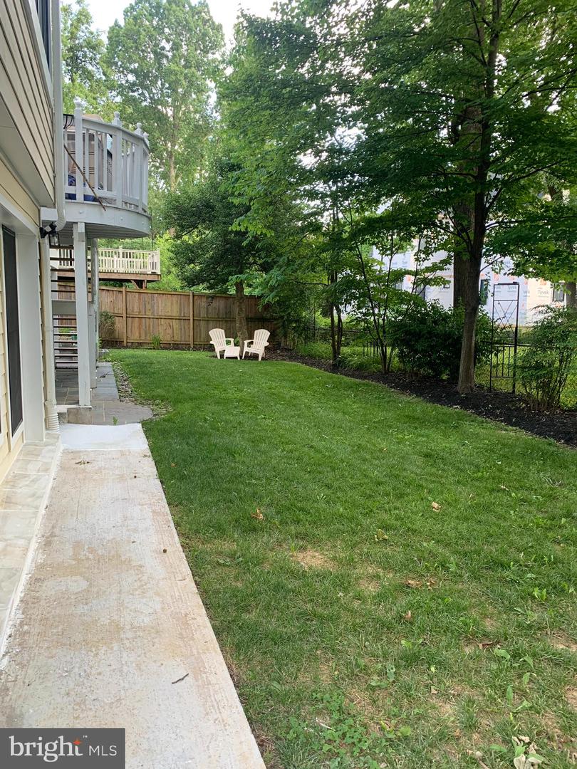 1906 DALMATION DR, MCLEAN, Virginia 22101, 6 Bedrooms Bedrooms, ,5 BathroomsBathrooms,Residential,For sale,1906 DALMATION DR,VAFX2234774 MLS # VAFX2234774