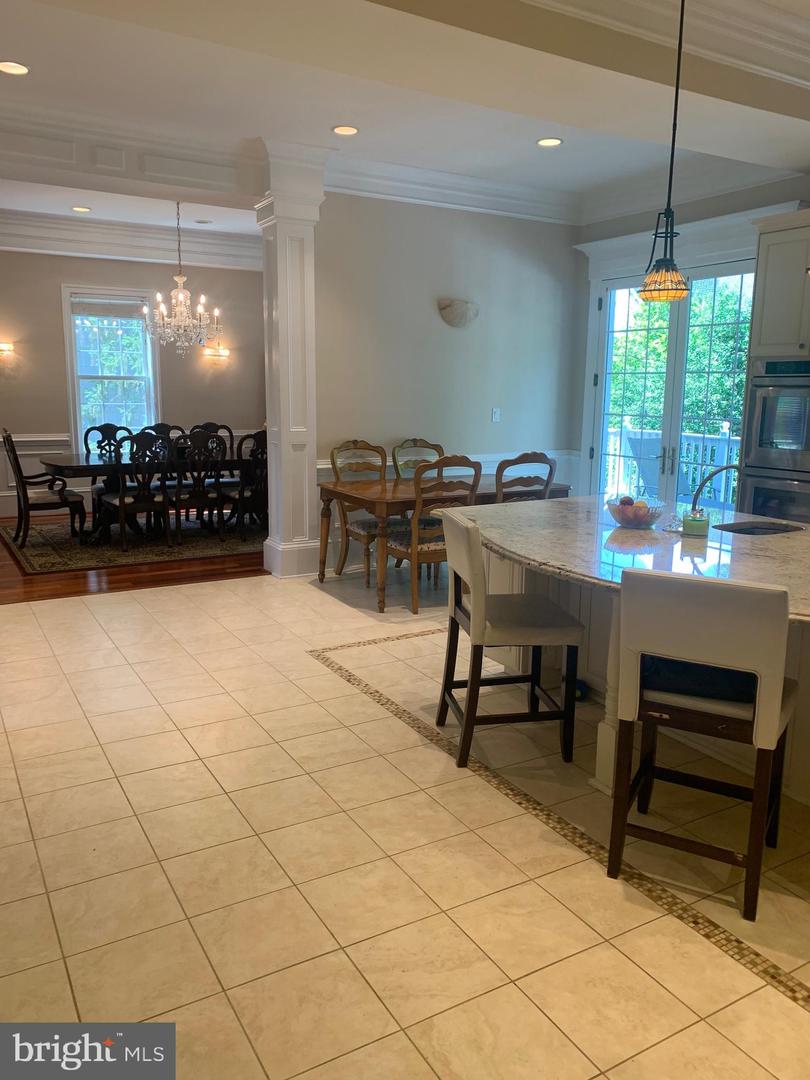 1906 DALMATION DR, MCLEAN, Virginia 22101, 6 Bedrooms Bedrooms, ,5 BathroomsBathrooms,Residential,For sale,1906 DALMATION DR,VAFX2234774 MLS # VAFX2234774
