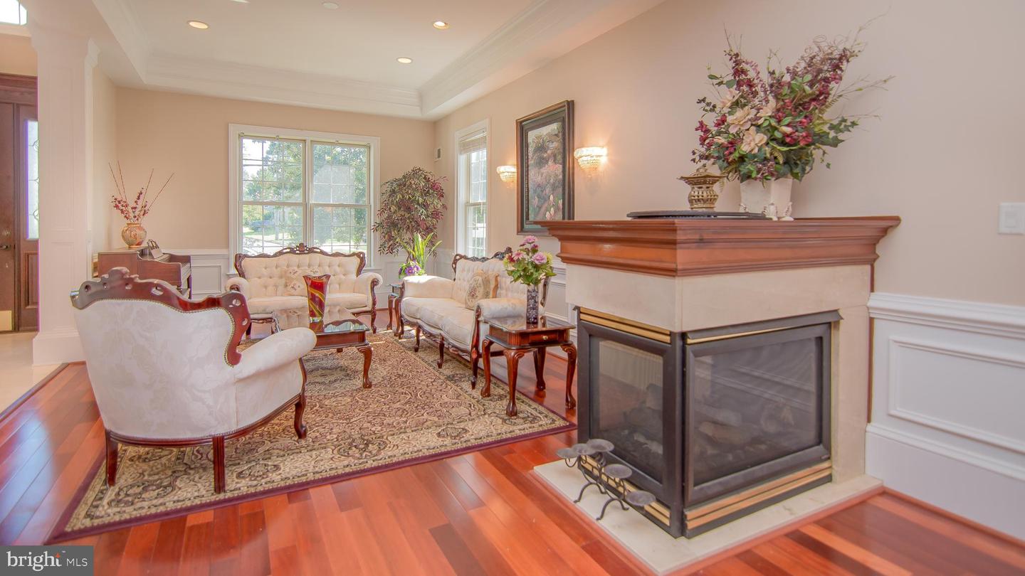 1906 DALMATION DR, MCLEAN, Virginia 22101, 6 Bedrooms Bedrooms, ,5 BathroomsBathrooms,Residential,For sale,1906 DALMATION DR,VAFX2234774 MLS # VAFX2234774