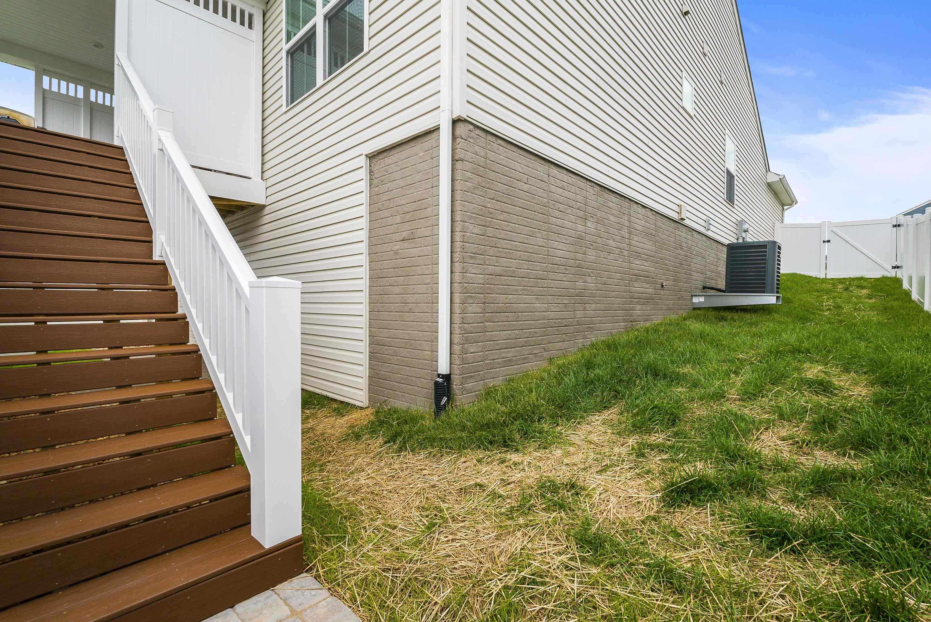 4520 MELVILLE ST, ROCKINGHAM, Virginia 22801, 3 Bedrooms Bedrooms, ,2 BathroomsBathrooms,Residential,4520 MELVILLE ST,665201 MLS # 665201