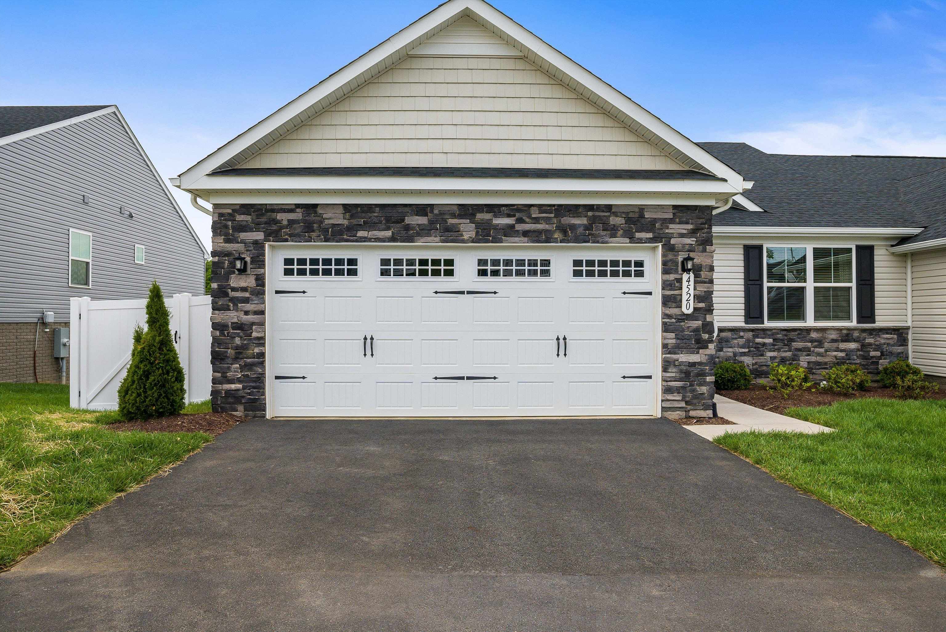 4520 MELVILLE ST, ROCKINGHAM, Virginia 22801, 3 Bedrooms Bedrooms, ,2 BathroomsBathrooms,Residential,4520 MELVILLE ST,665201 MLS # 665201
