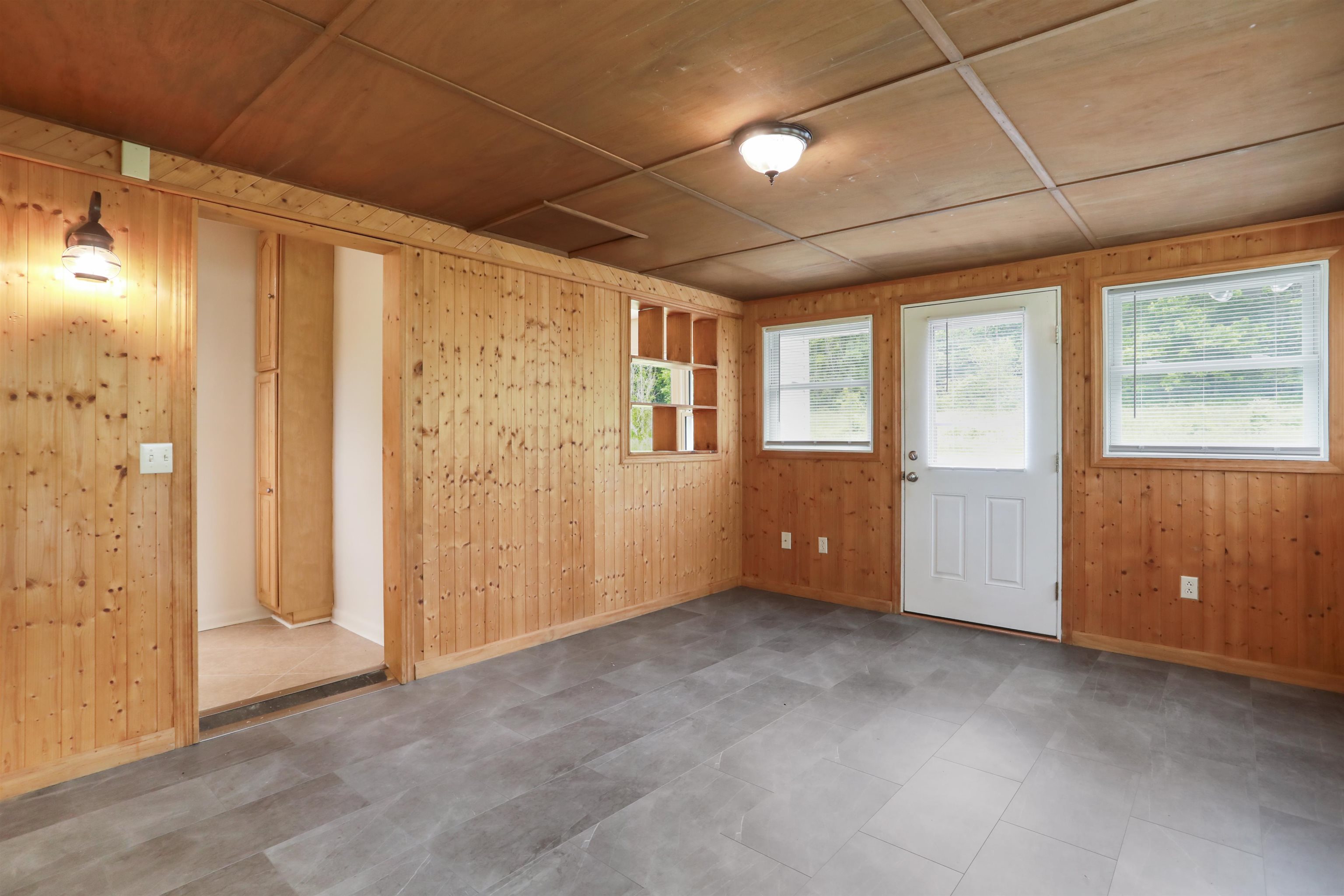 3423 SMITH CREEK RD, NEW MARKET, Virginia 22844, 3 Bedrooms Bedrooms, ,2 BathroomsBathrooms,Residential,3423 SMITH CREEK RD,665221 MLS # 665221