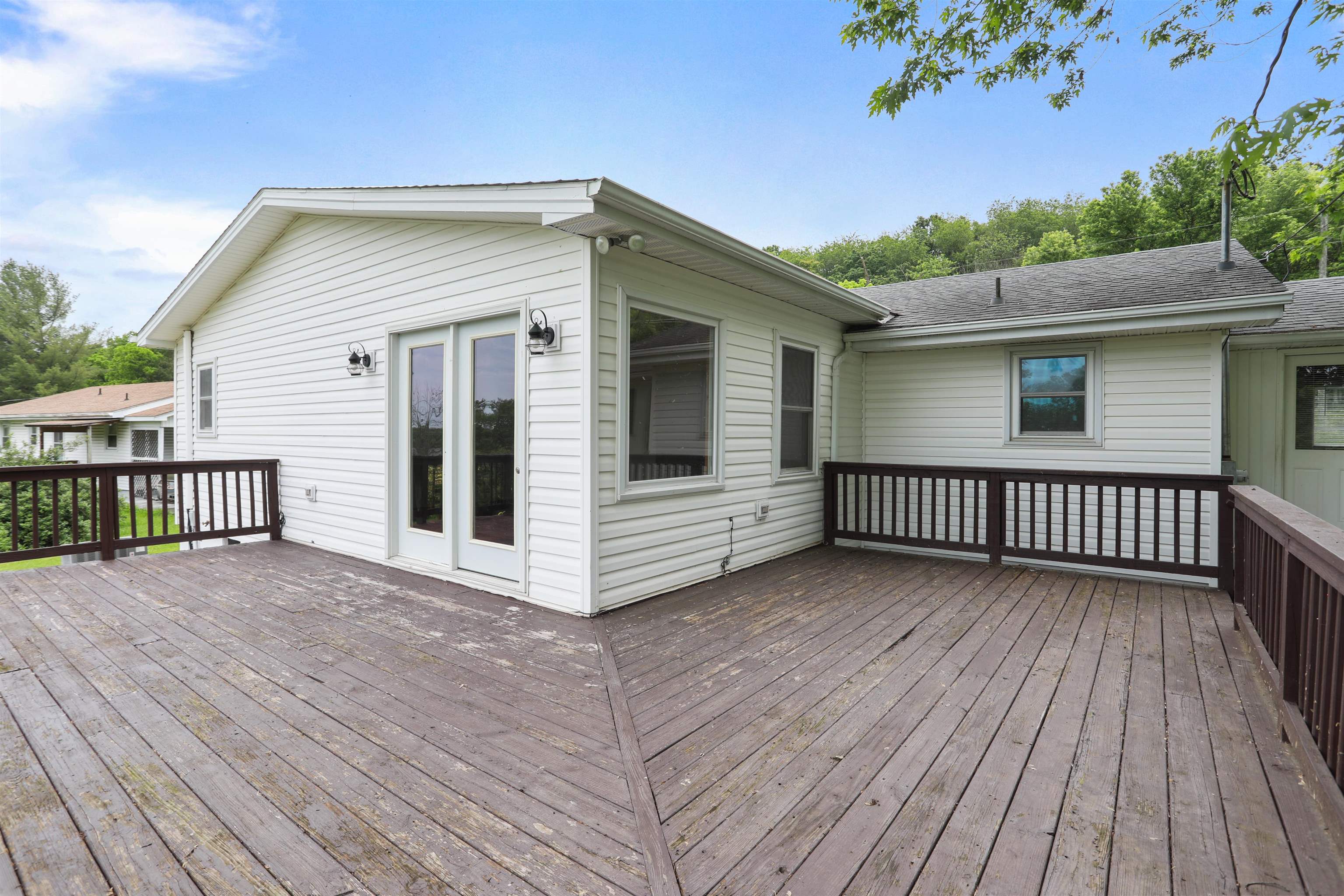 3423 SMITH CREEK RD, NEW MARKET, Virginia 22844, 3 Bedrooms Bedrooms, ,2 BathroomsBathrooms,Residential,3423 SMITH CREEK RD,665221 MLS # 665221