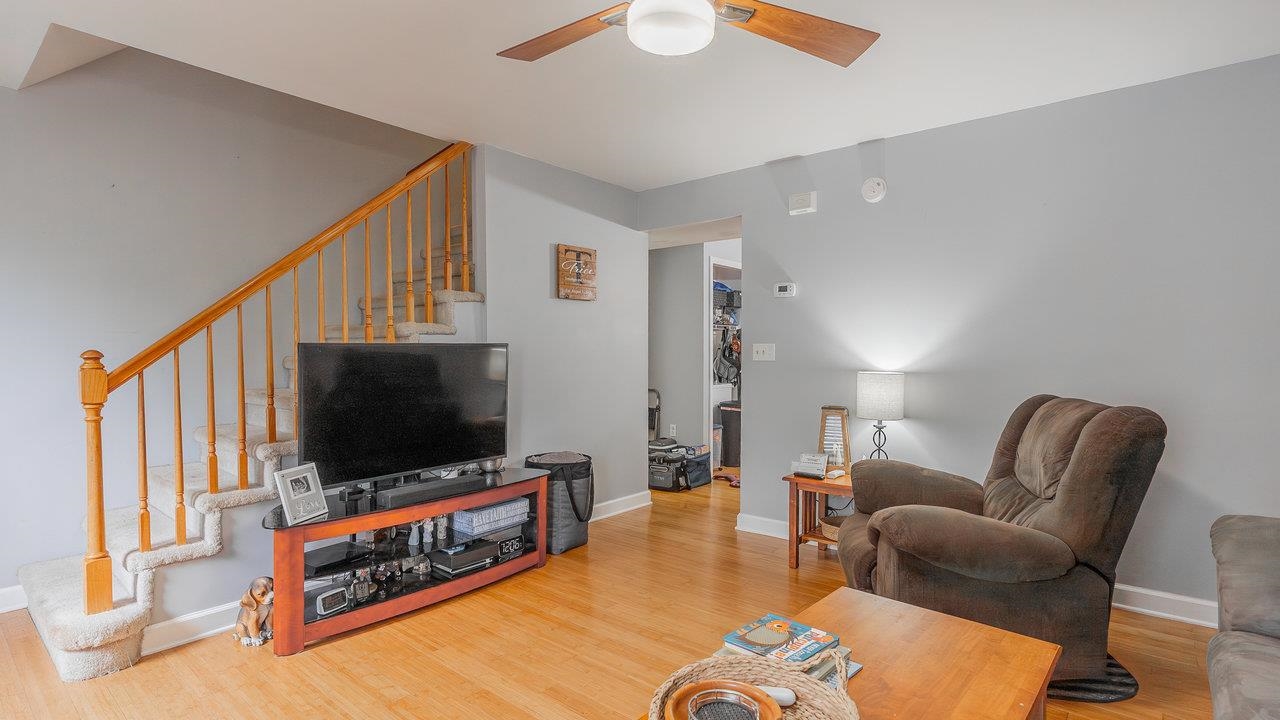 391 MT CRAWFORD AVE, BRIDGEWATER, Virginia 22812, 2 Bedrooms Bedrooms, ,3 BathroomsBathrooms,Residential,391 MT CRAWFORD AVE,665238 MLS # 665238