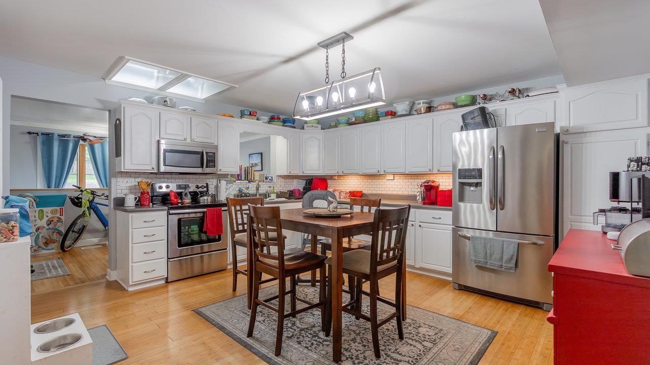 391 MT CRAWFORD AVE, BRIDGEWATER, Virginia 22812, 2 Bedrooms Bedrooms, ,3 BathroomsBathrooms,Residential,391 MT CRAWFORD AVE,665238 MLS # 665238