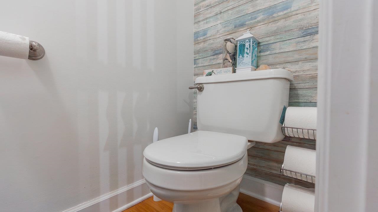 391 MT CRAWFORD AVE, BRIDGEWATER, Virginia 22812, 2 Bedrooms Bedrooms, ,3 BathroomsBathrooms,Residential,391 MT CRAWFORD AVE,665238 MLS # 665238