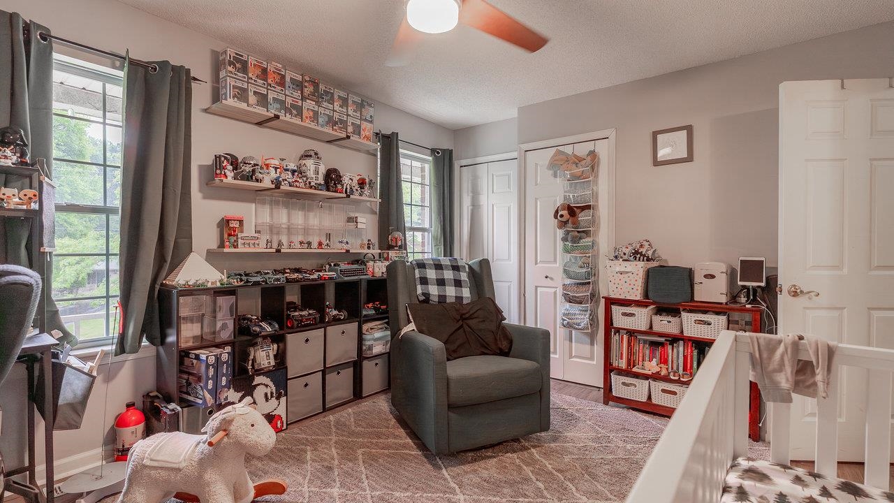 391 MT CRAWFORD AVE, BRIDGEWATER, Virginia 22812, 2 Bedrooms Bedrooms, ,3 BathroomsBathrooms,Residential,391 MT CRAWFORD AVE,665238 MLS # 665238
