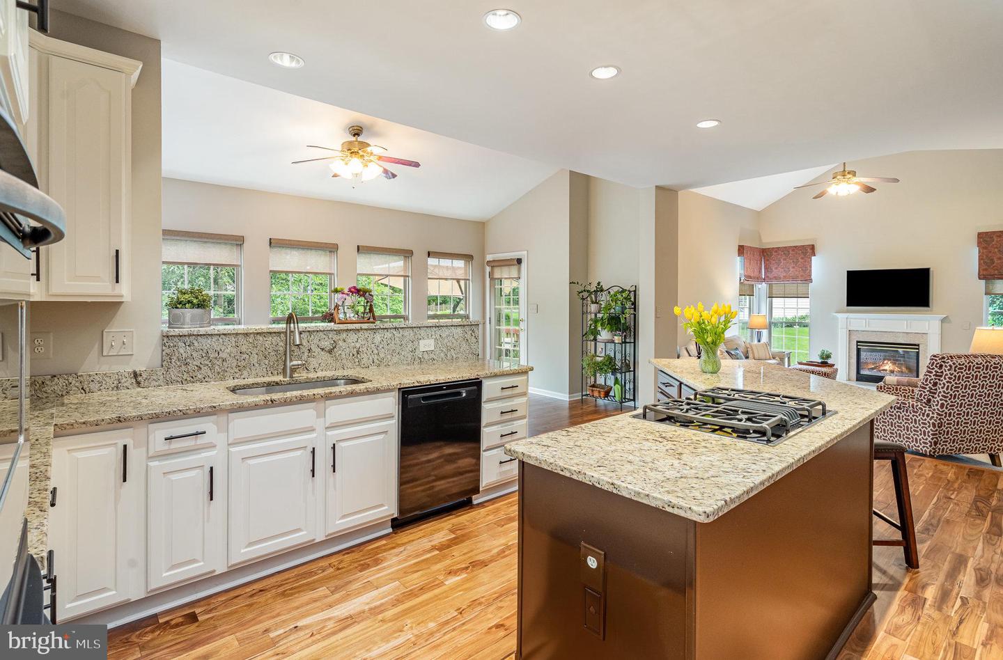 13519 ACCORD CT, GAINESVILLE, Virginia 20155, 4 Bedrooms Bedrooms, ,3 BathroomsBathrooms,Residential,For sale,13519 ACCORD CT,VAPW2092584 MLS # VAPW2092584