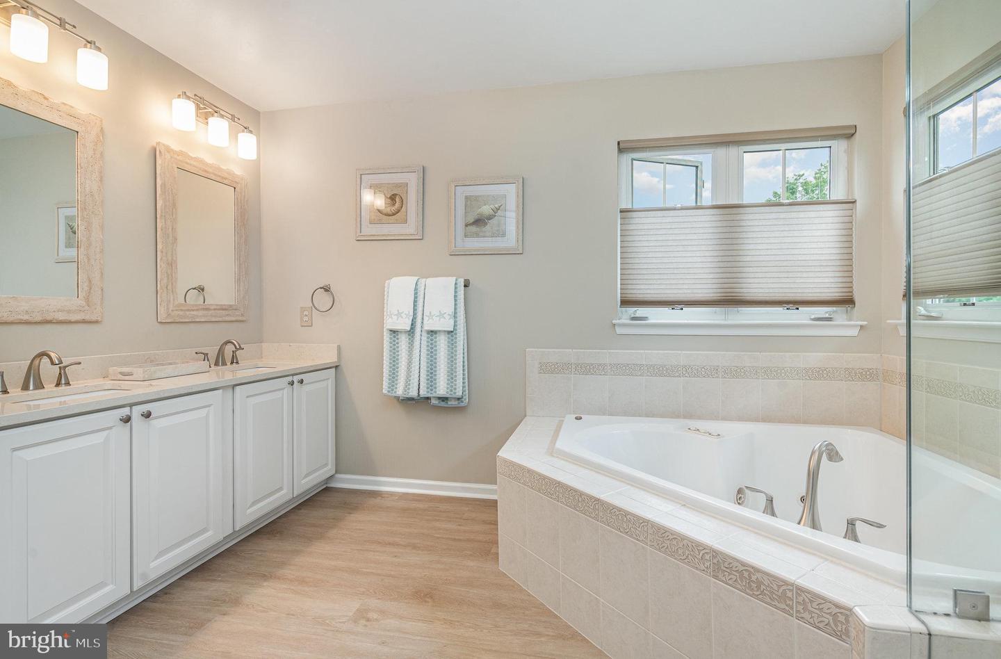 13519 ACCORD CT, GAINESVILLE, Virginia 20155, 4 Bedrooms Bedrooms, ,3 BathroomsBathrooms,Residential,For sale,13519 ACCORD CT,VAPW2092584 MLS # VAPW2092584