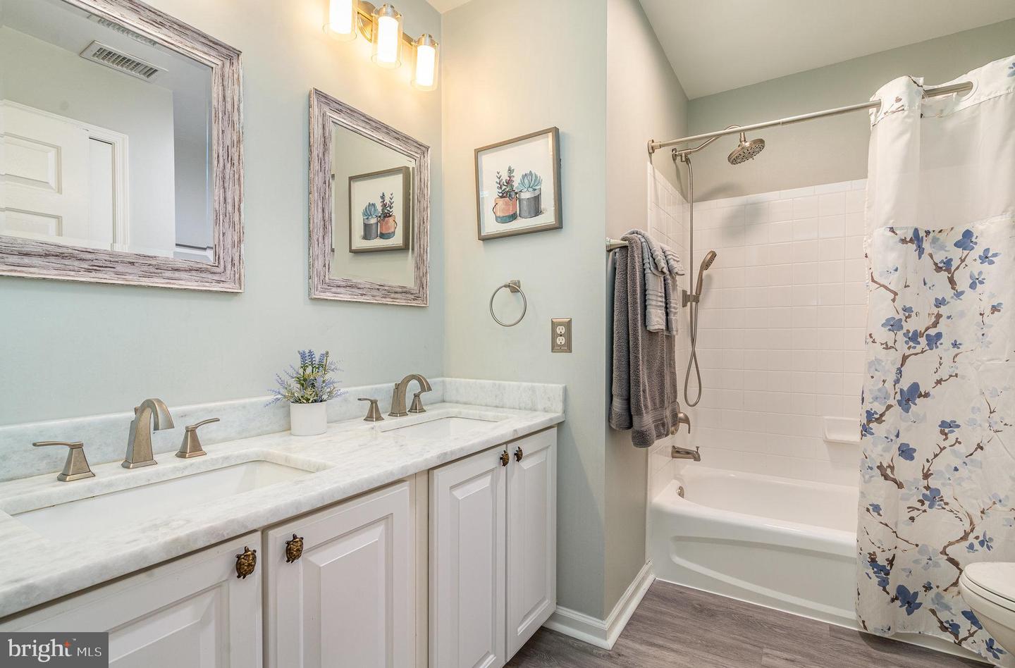 13519 ACCORD CT, GAINESVILLE, Virginia 20155, 4 Bedrooms Bedrooms, ,3 BathroomsBathrooms,Residential,For sale,13519 ACCORD CT,VAPW2092584 MLS # VAPW2092584