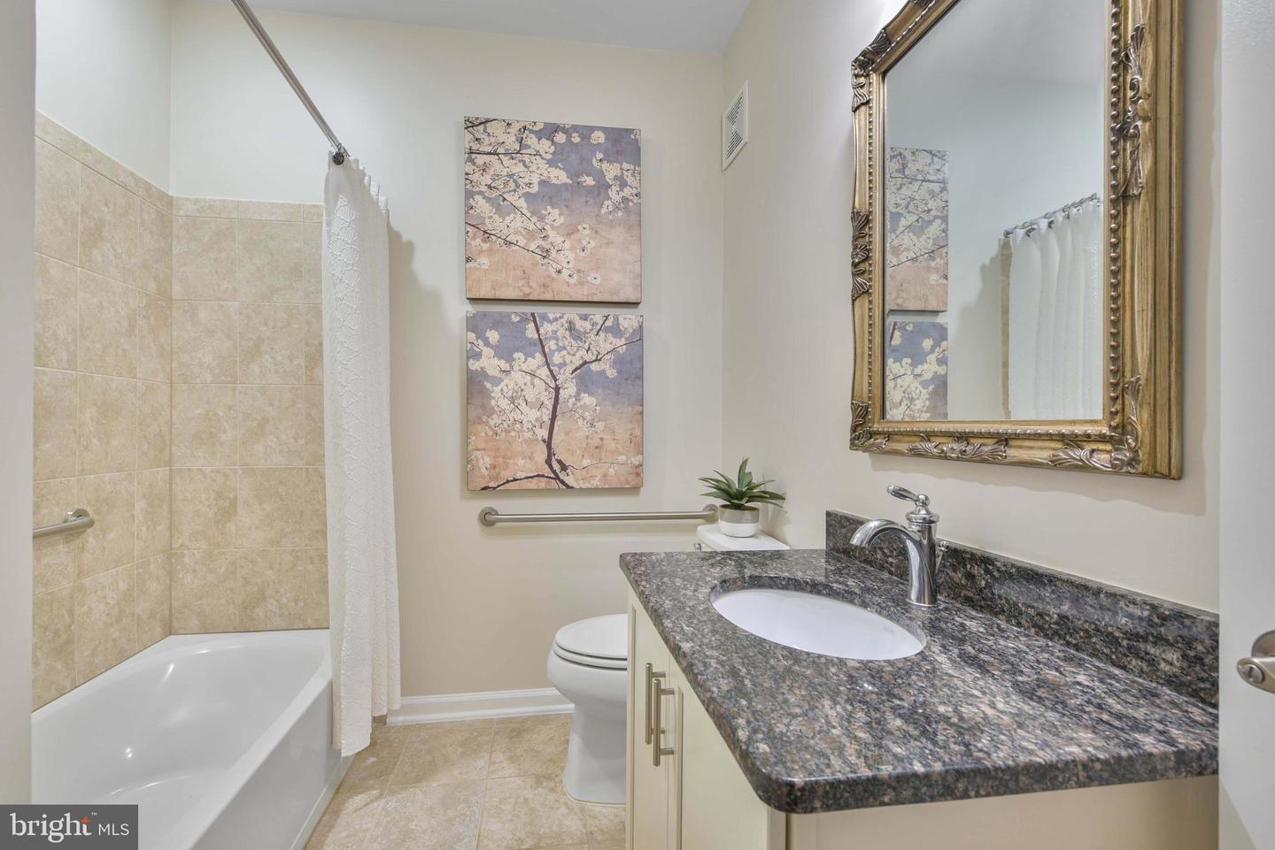 20620 HOPE SPRING TER #206, ASHBURN, Virginia 20147, 2 Bedrooms Bedrooms, ,2 BathroomsBathrooms,Residential,For sale,20620 HOPE SPRING TER #206,VALO2094526 MLS # VALO2094526