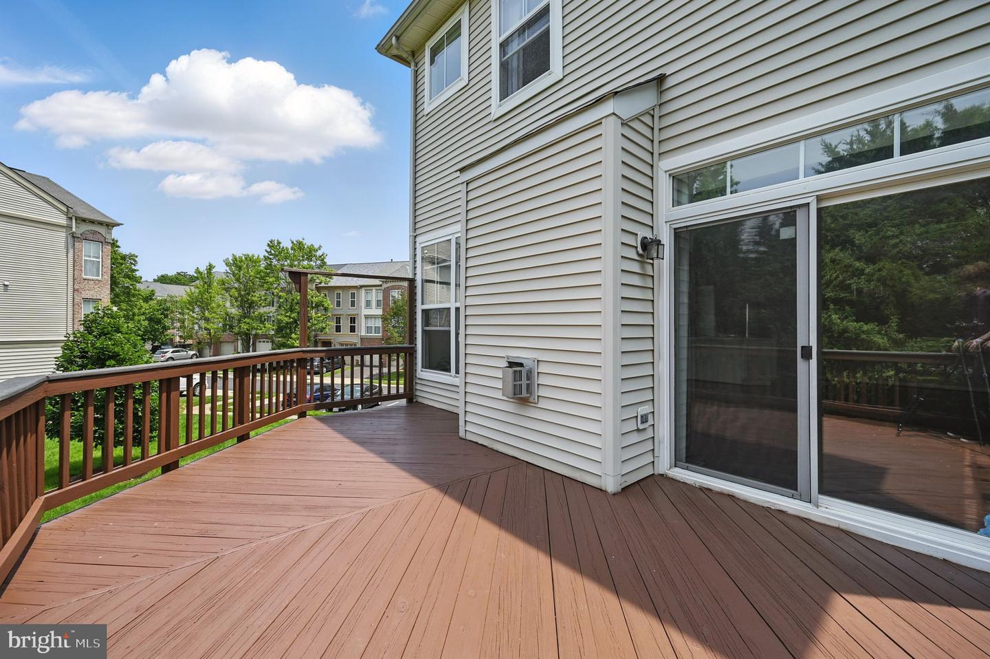 21417 FALLING ROCK TER, BROADLANDS, Virginia 20148, 3 Bedrooms Bedrooms, ,2 BathroomsBathrooms,Residential,For sale,21417 FALLING ROCK TER,VALO2094572 MLS # VALO2094572