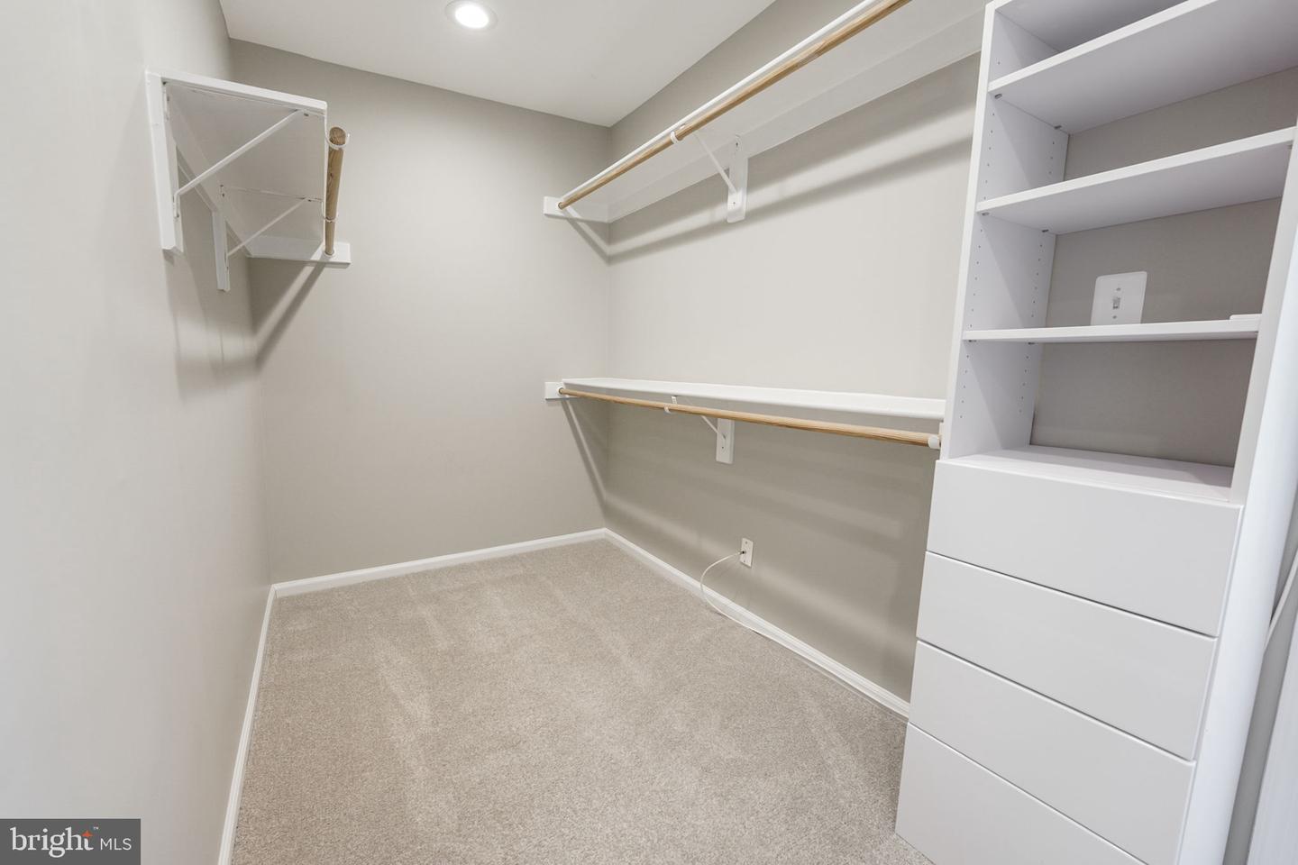 21417 FALLING ROCK TER, BROADLANDS, Virginia 20148, 3 Bedrooms Bedrooms, ,2 BathroomsBathrooms,Residential,For sale,21417 FALLING ROCK TER,VALO2094572 MLS # VALO2094572