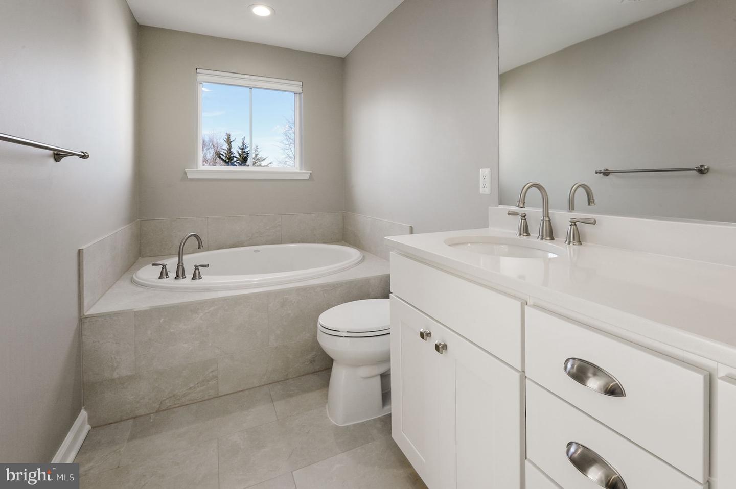 21417 FALLING ROCK TER, BROADLANDS, Virginia 20148, 3 Bedrooms Bedrooms, ,2 BathroomsBathrooms,Residential,For sale,21417 FALLING ROCK TER,VALO2094572 MLS # VALO2094572
