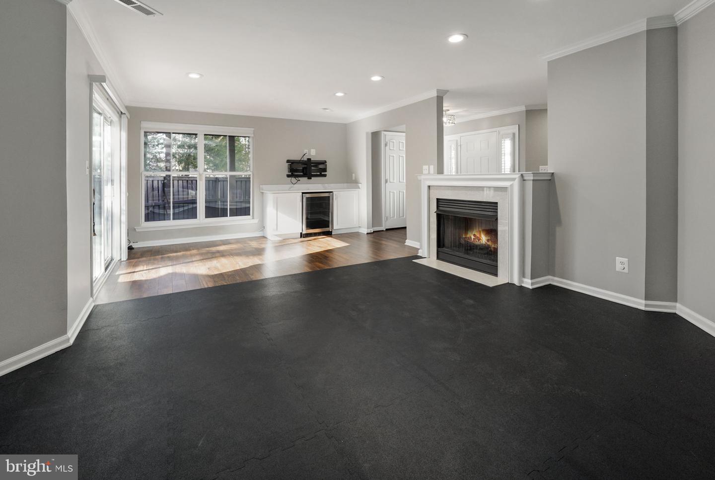 21417 FALLING ROCK TER, BROADLANDS, Virginia 20148, 3 Bedrooms Bedrooms, ,2 BathroomsBathrooms,Residential,For sale,21417 FALLING ROCK TER,VALO2094572 MLS # VALO2094572
